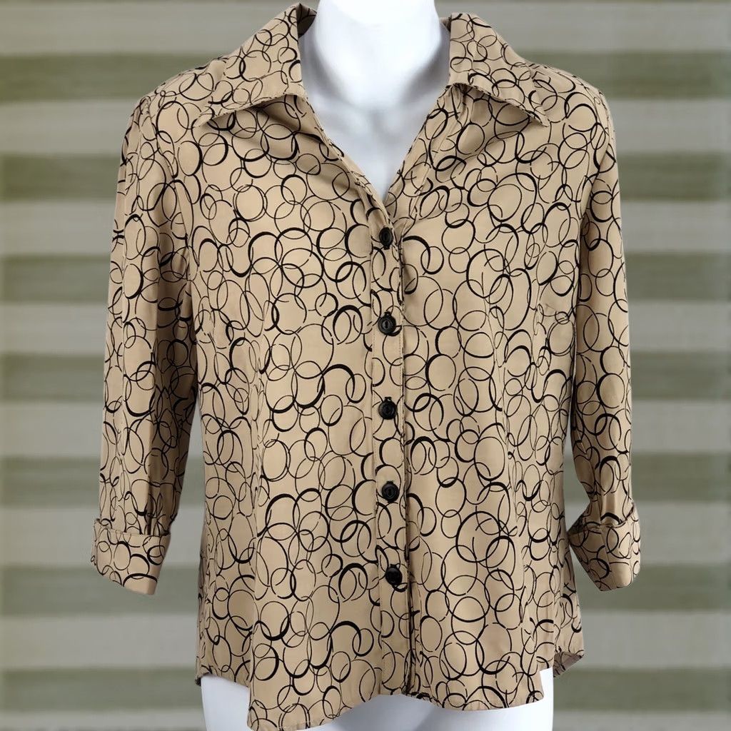 Vintage Dressbarn Button-Up Top Shirt S Tan Circle Geometric Dots 3/4 Sleeve VINTAGE? No, Regular Fit Women Casual Workwear Halloween? Size S / US 4 / IT 40 - 1 Thumbnail
