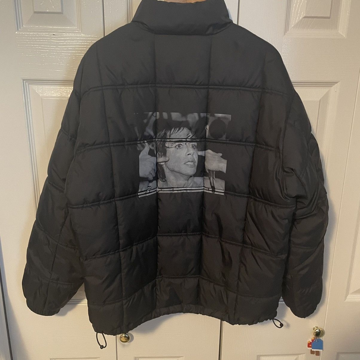 Supreme SS21 Supreme Iggy Pop Puffer Jacket Black Size Medium Size US M / EU 48-50 / 2 - 1 Thumbnail