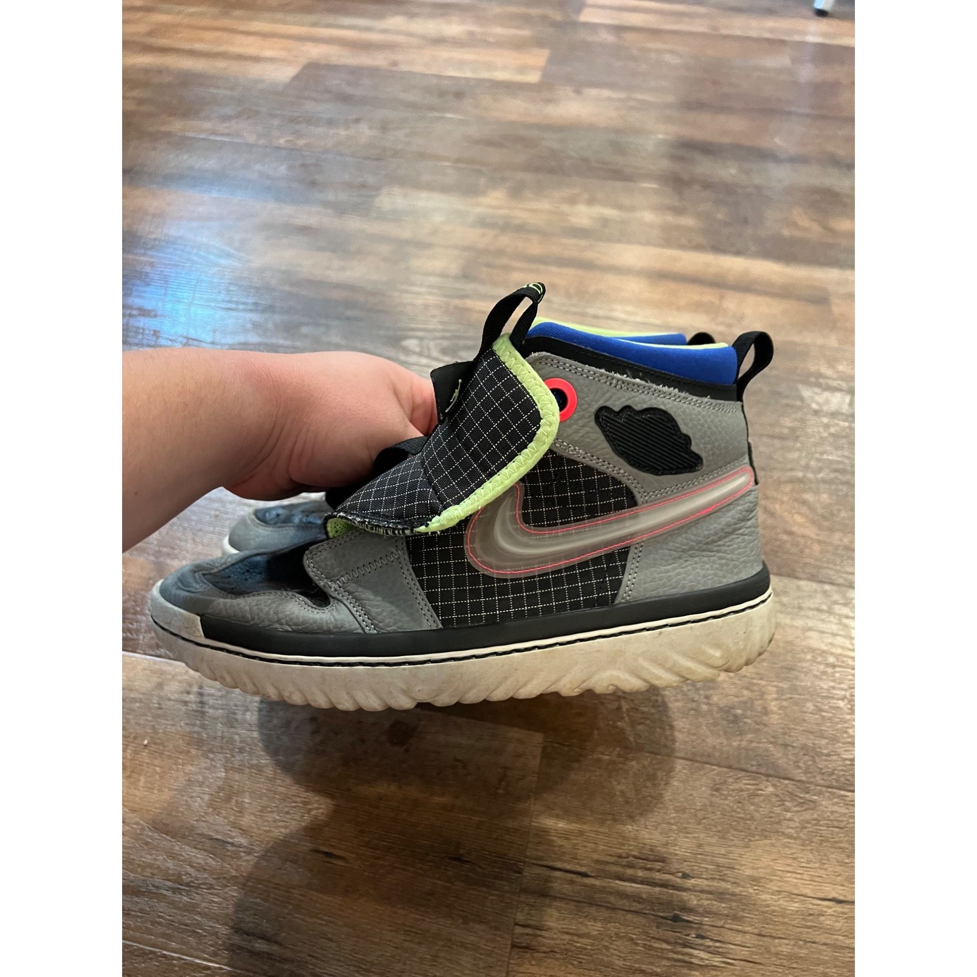 Nike NIKE Air Jordan 1 High React Men's Sz 9 Basketball Black Gho Size US 9 / EU 42 - 6 Thumbnail