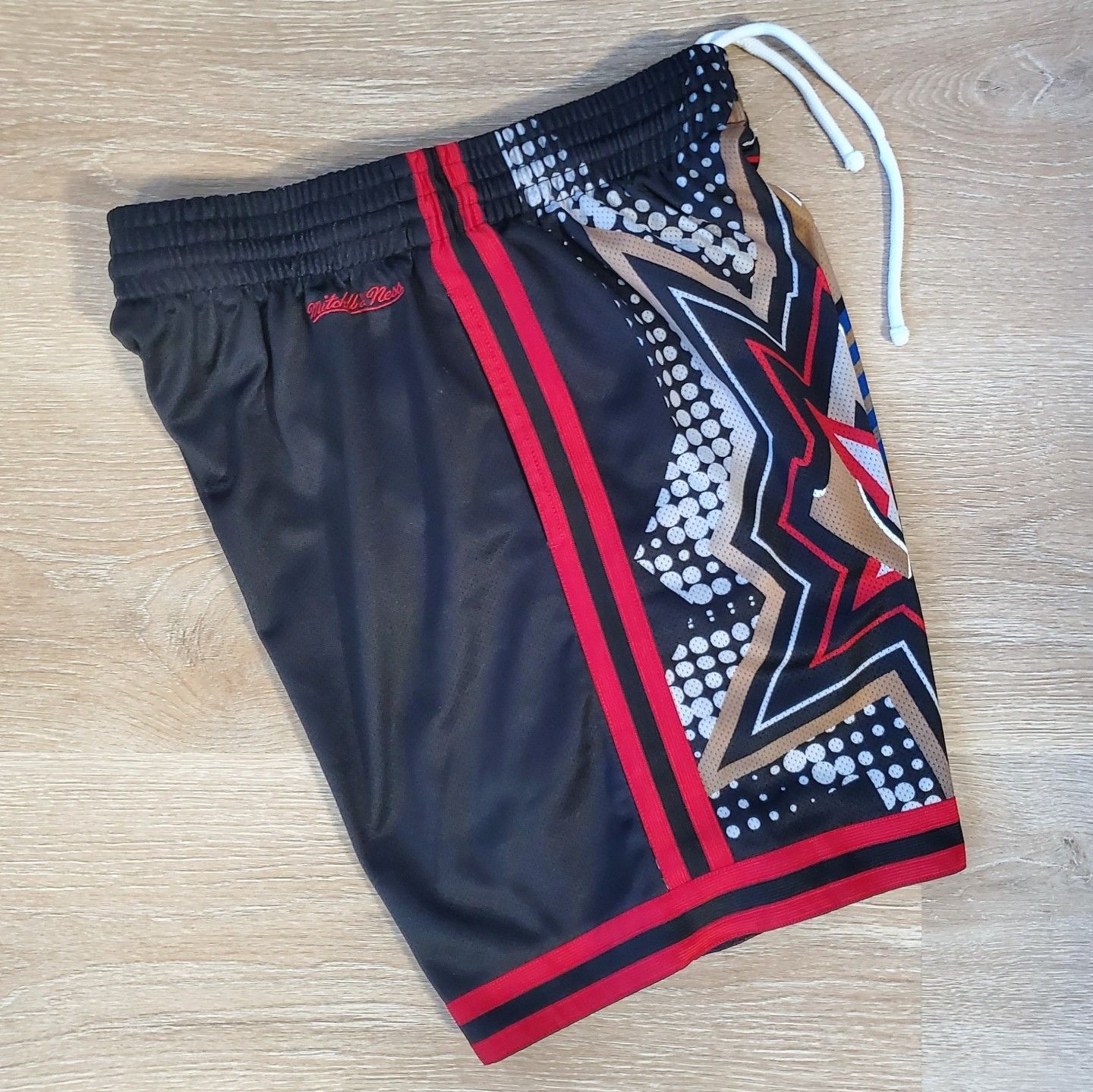 Mitchell & Ness × NBA Mitchell & Ness Philadelphia 76ers Big Face Shorts 7.0 Size US 34 / EU 50 - 4 Thumbnail