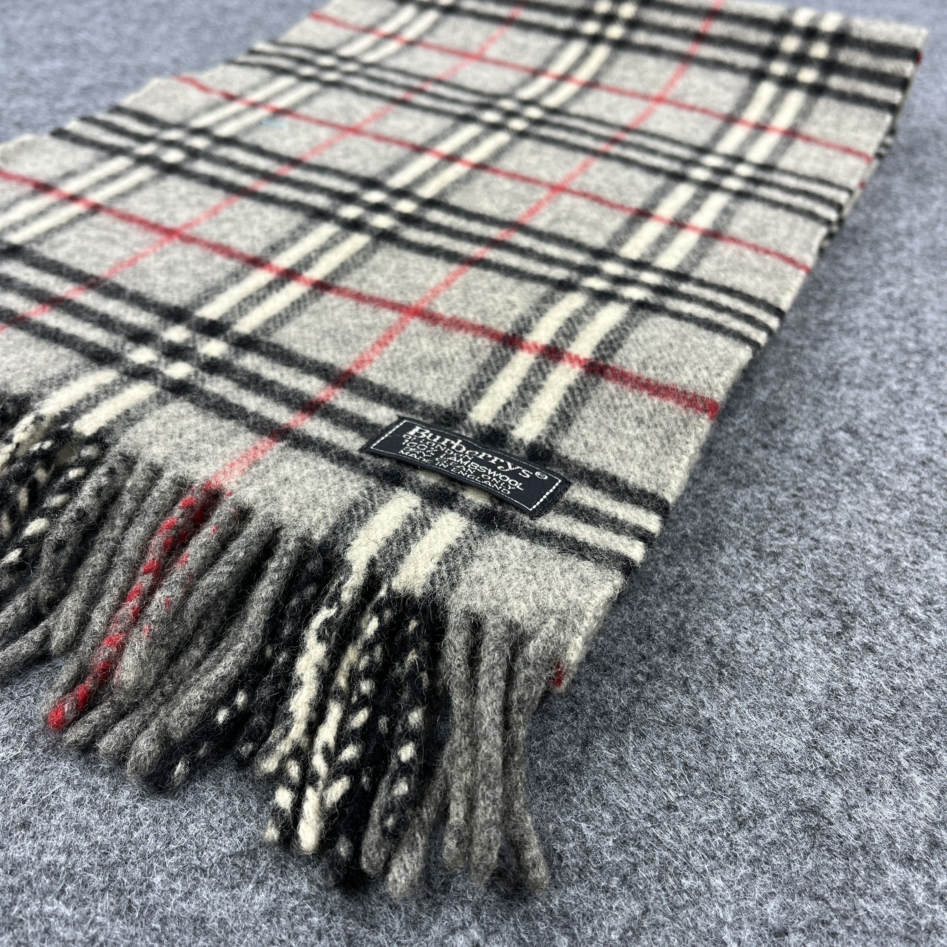 Burberry × Vintage Vintage Burberry Scarf / Muffler / Neckwear T1144 Size ONE SIZE - 5 Thumbnail
