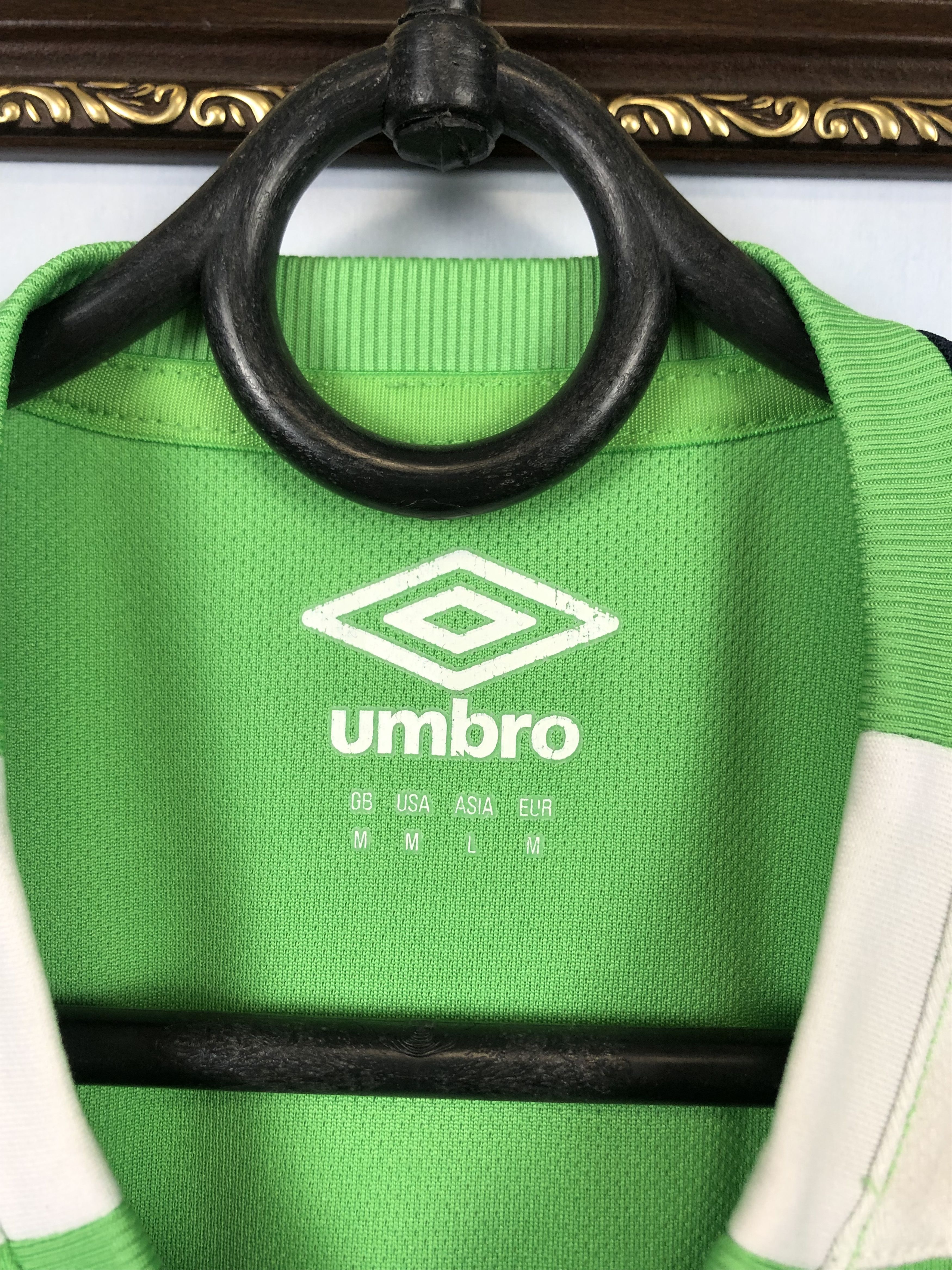 Other Republic Of Ireland Football Shirt Umbro Soccer Jersey Rare Size US M / EU 48-50 / 2 - 6 Thumbnail