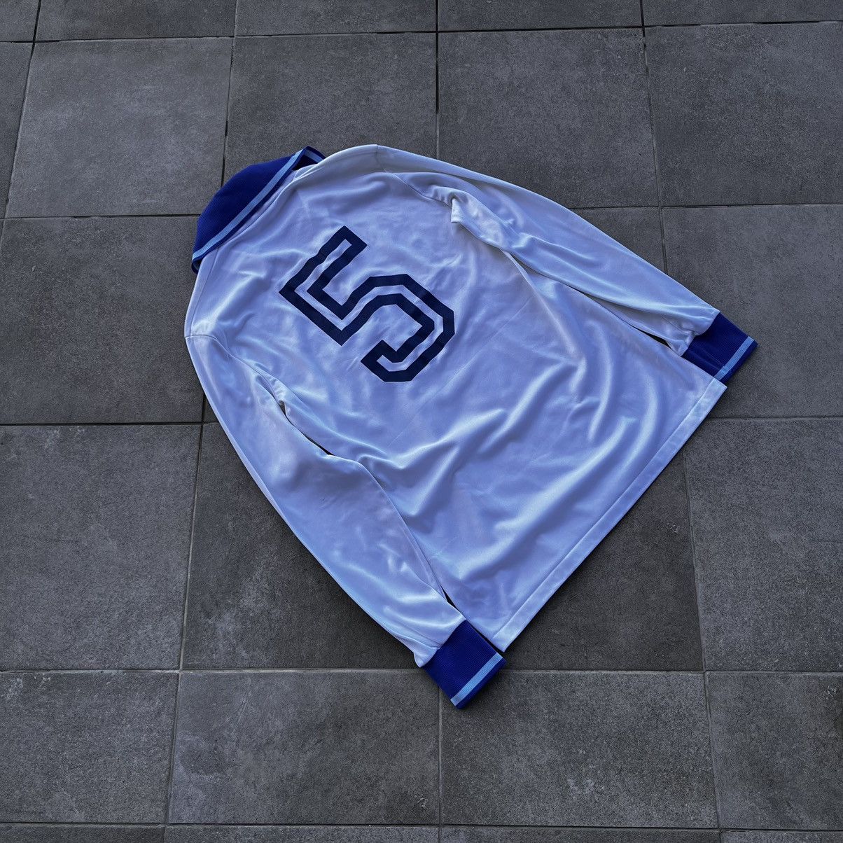 Le Coq Sportif Vintage 1982–83 FC Lausanne-Sport Home Jersey Le Coq Sportif Size US M / EU 48-50 / 2 - 9 Thumbnail