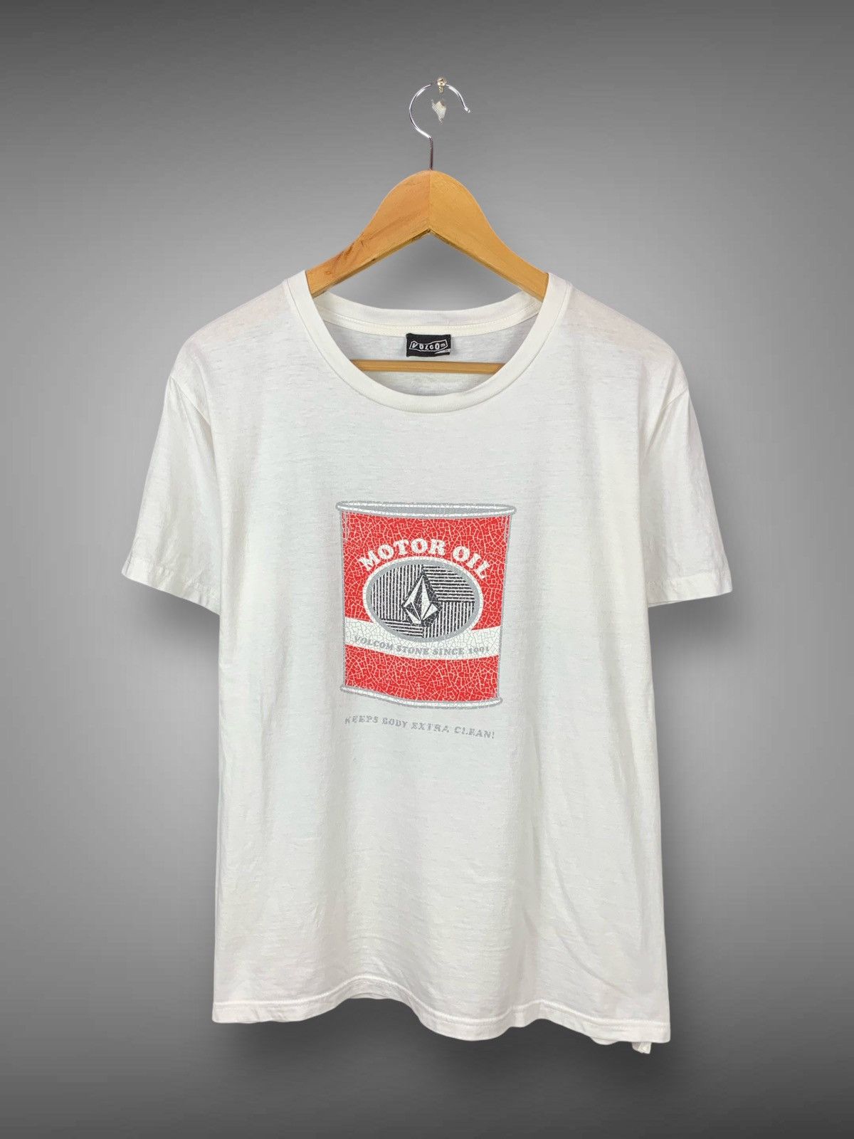 Vintage Rare! Vintage Volcom Motor Oil Skate Streetwear Tee Size US M / EU 48-50 / 2 - 1 Thumbnail