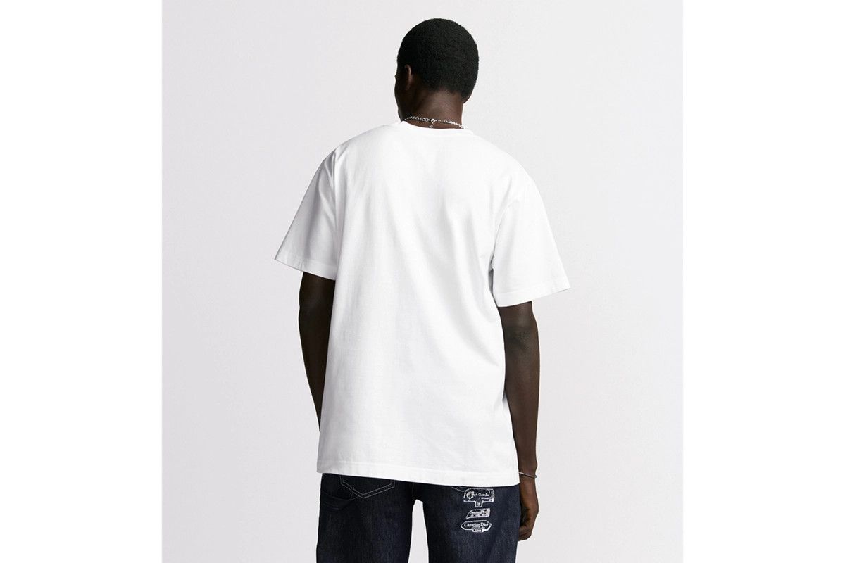 Dior o1bcso1str0326 Archives Labels T-Shirt, Relaxed Fit in White Size US L / EU 52-54 / 3 - 4 Thumbnail