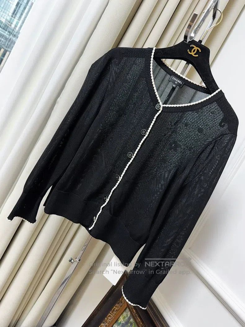 Chanel Chanel 24B black and white lace knitted cardigan coat Size XS / US 0-2 / IT 36-38 - 1 Thumbnail