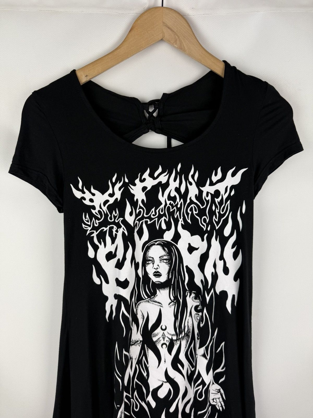 Killstar Killstar Ladies Gothic Graphic Print Short Sleeve T Shirt Size XS / US 0-2 / IT 36-38 - 8 Thumbnail