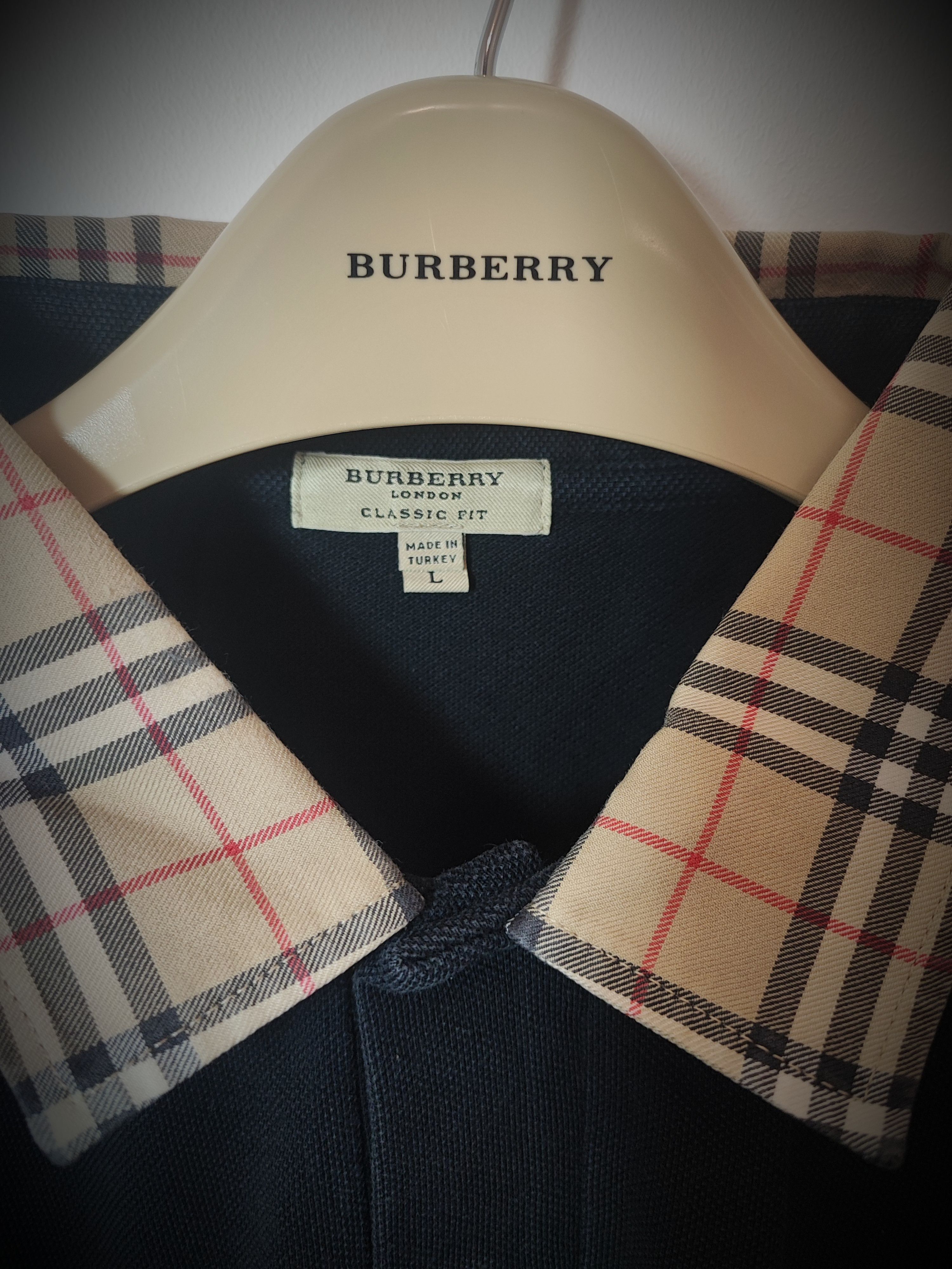 Burberry 🔥 Burberry Polo Size L Are🔥 Size US L / EU 52-54 / 3 - 3 Thumbnail