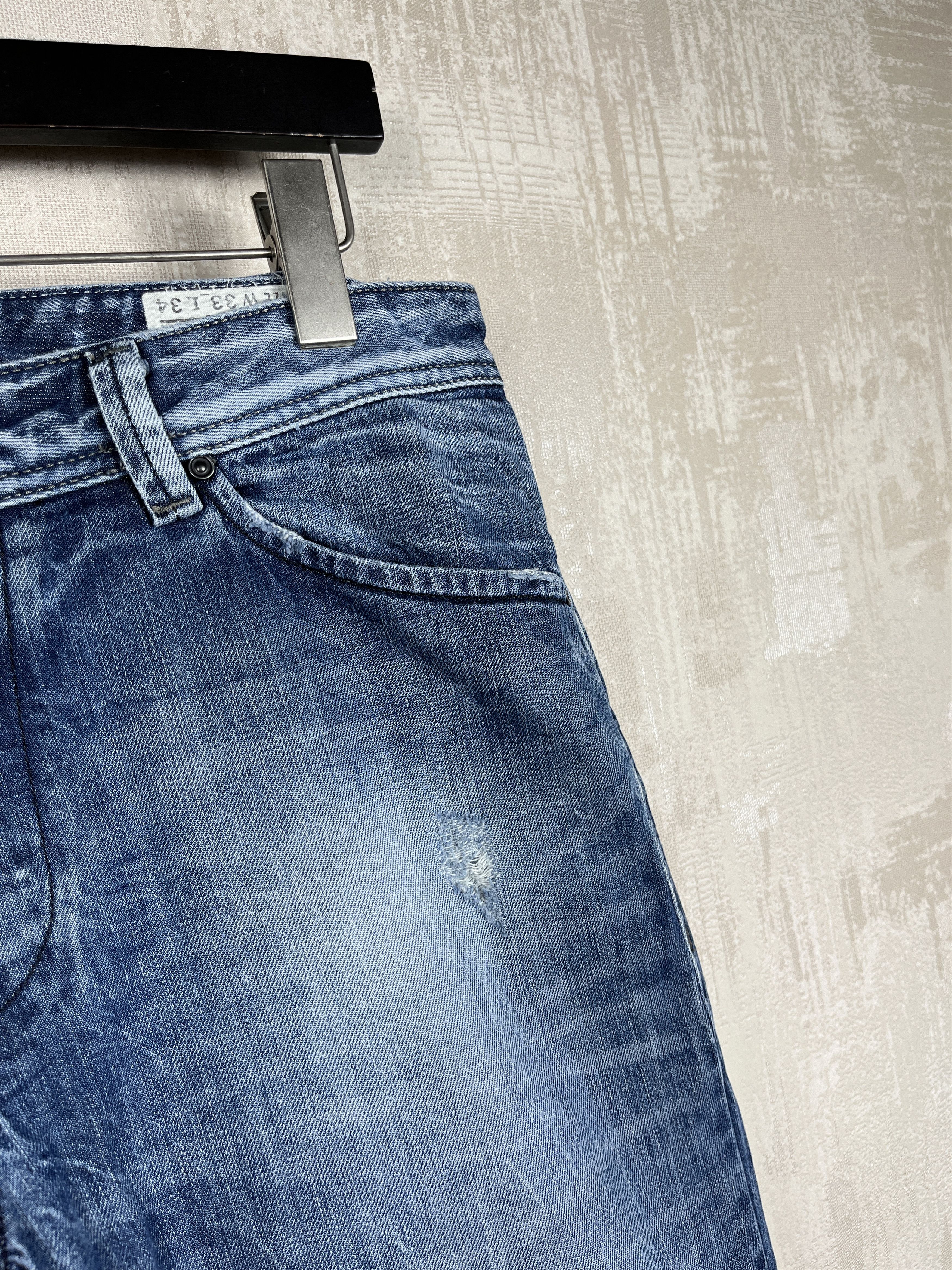 Diesel Diesel Darron Regular Slim Tapered Denim Jeans Button Fly Size US 33 - 7 Thumbnail