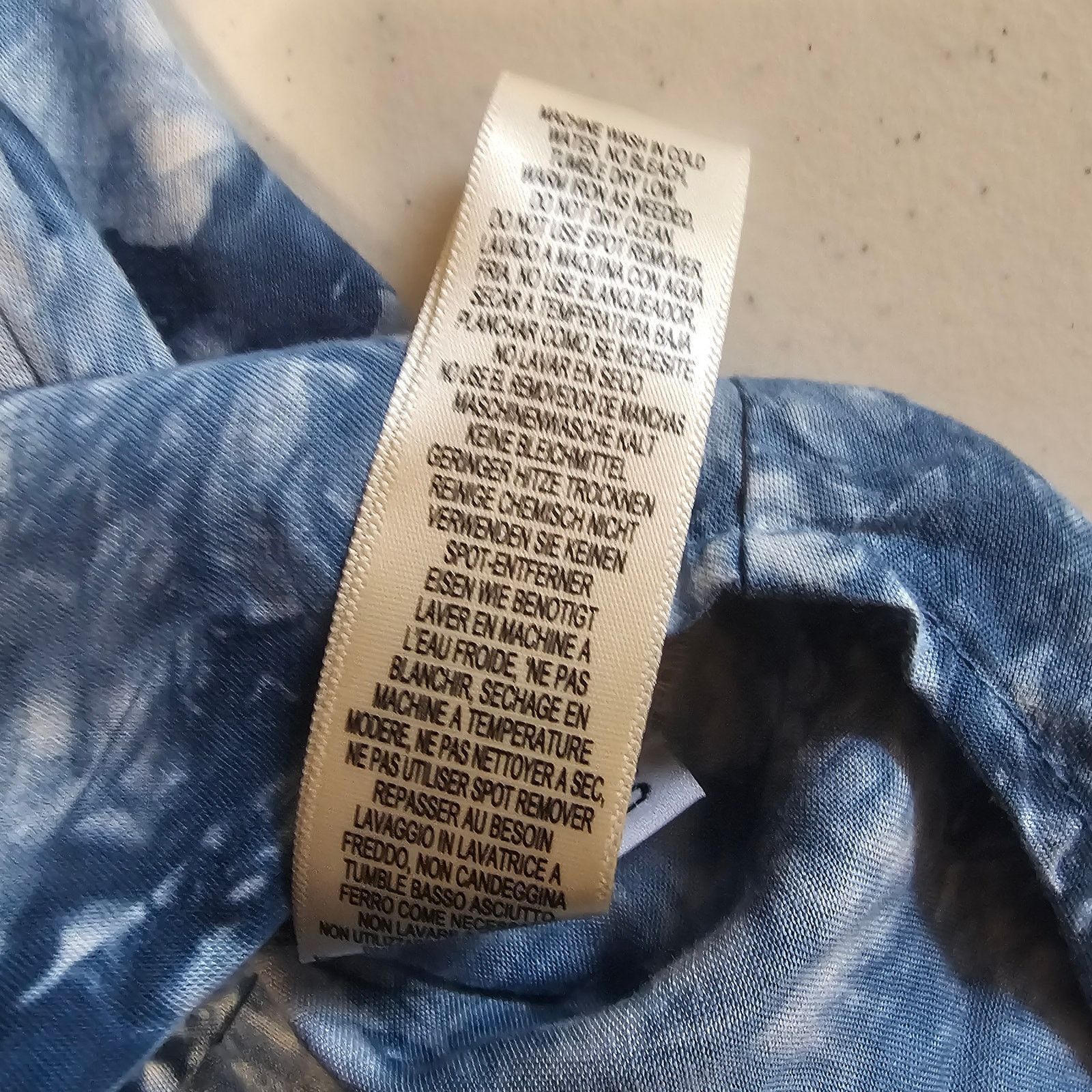 Anthropologie Anthropologie cloth & stone Button Tie Dye Blue Top S 3364 Size S / US 4 / IT 40 - 5 Thumbnail