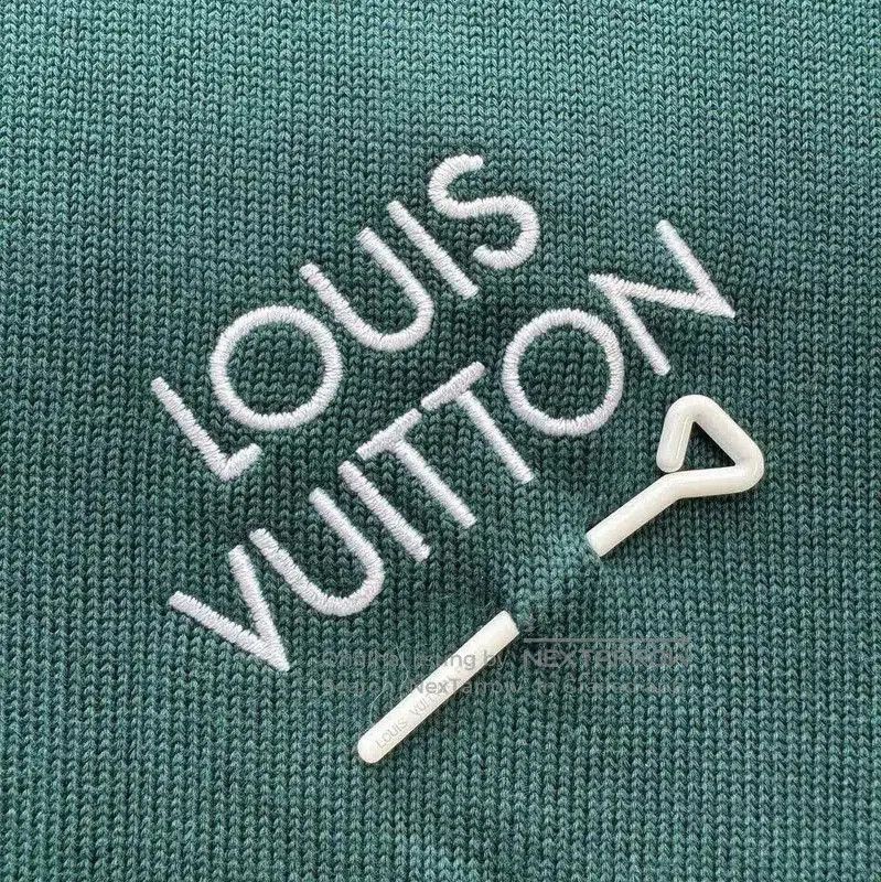 Louis Vuitton Louis Vuitton Stylish Dark Green Women's T. Size XXL / US 16-18 / IT 52-54 - 5 Thumbnail