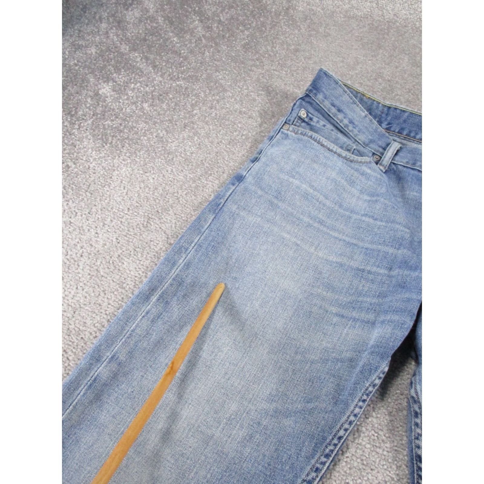 Levi's VINTAGE Levi's 514 Jeans Mens Slim Straight 34x31 Light Wash Denim Stains Included Regular Size Blue Mens Size US 34 / EU 50 - 5 Thumbnail
