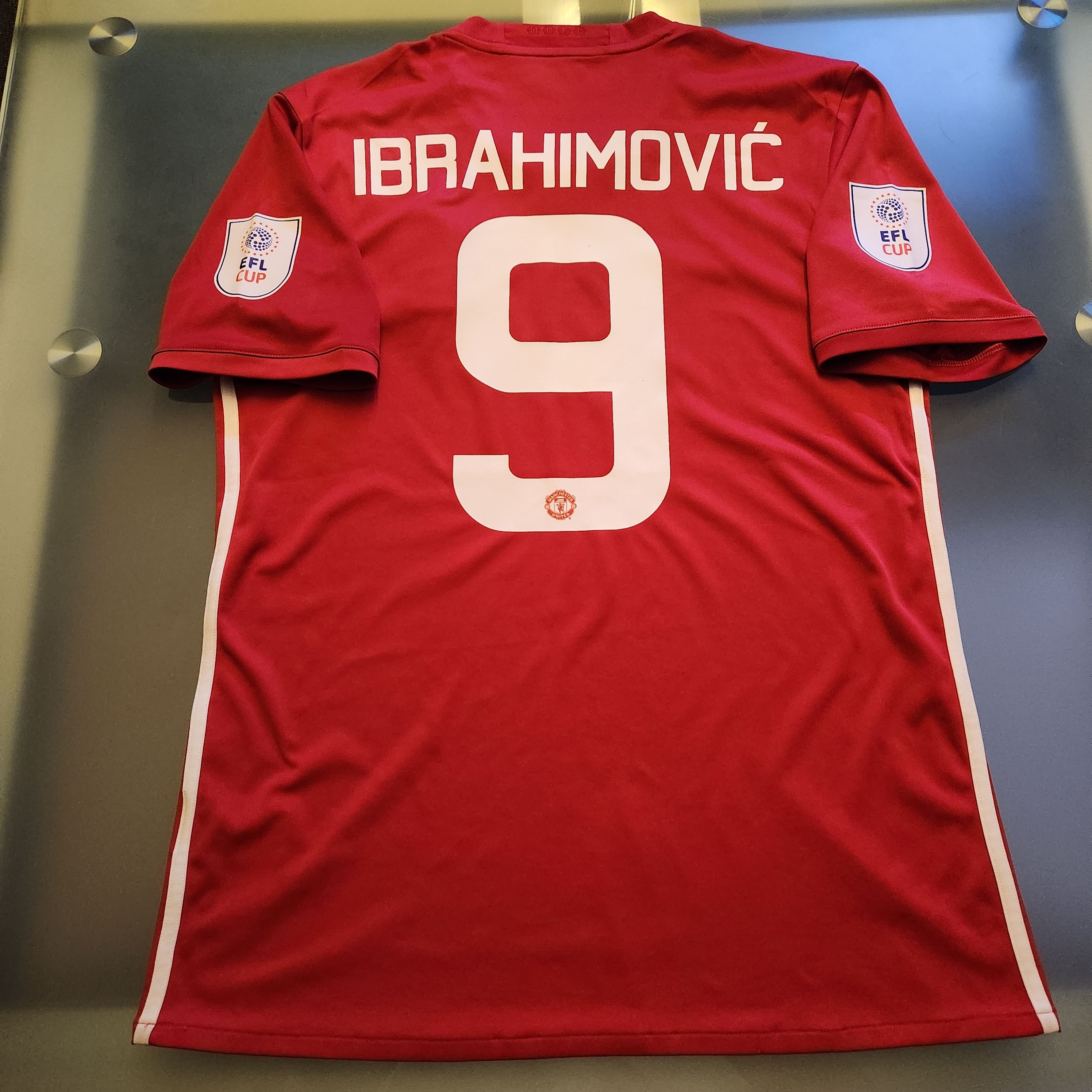 Nike Authentic Manchester United IBRA 2016-2017 EFL Cup MDT Home Size US M / EU 48-50 / 2 - 2 Thumbnail