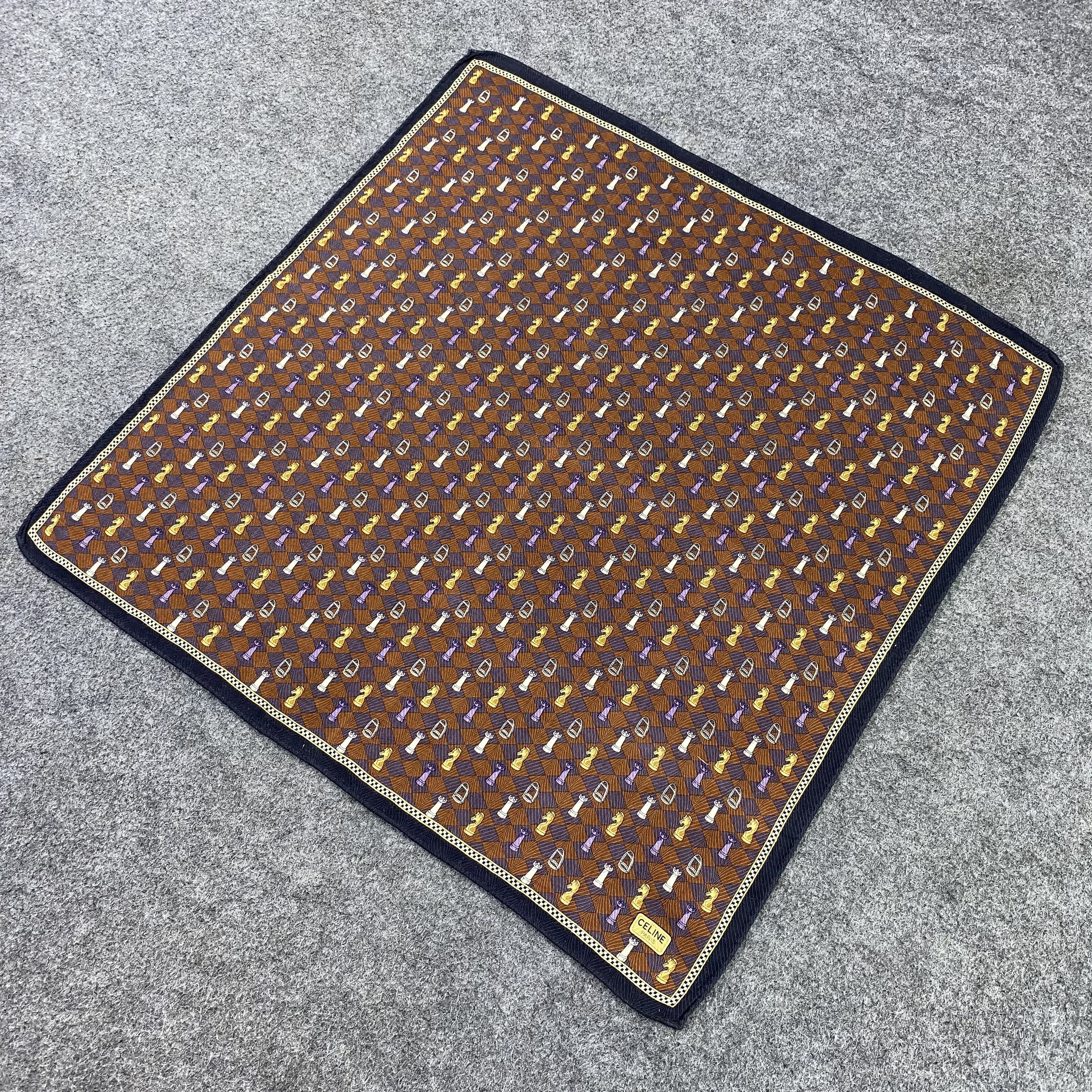 Celine × Vintage Celine Handkerchief / Bandana / Neckerchief /Headscarf-B1140 Size ONE SIZE - 4 Thumbnail