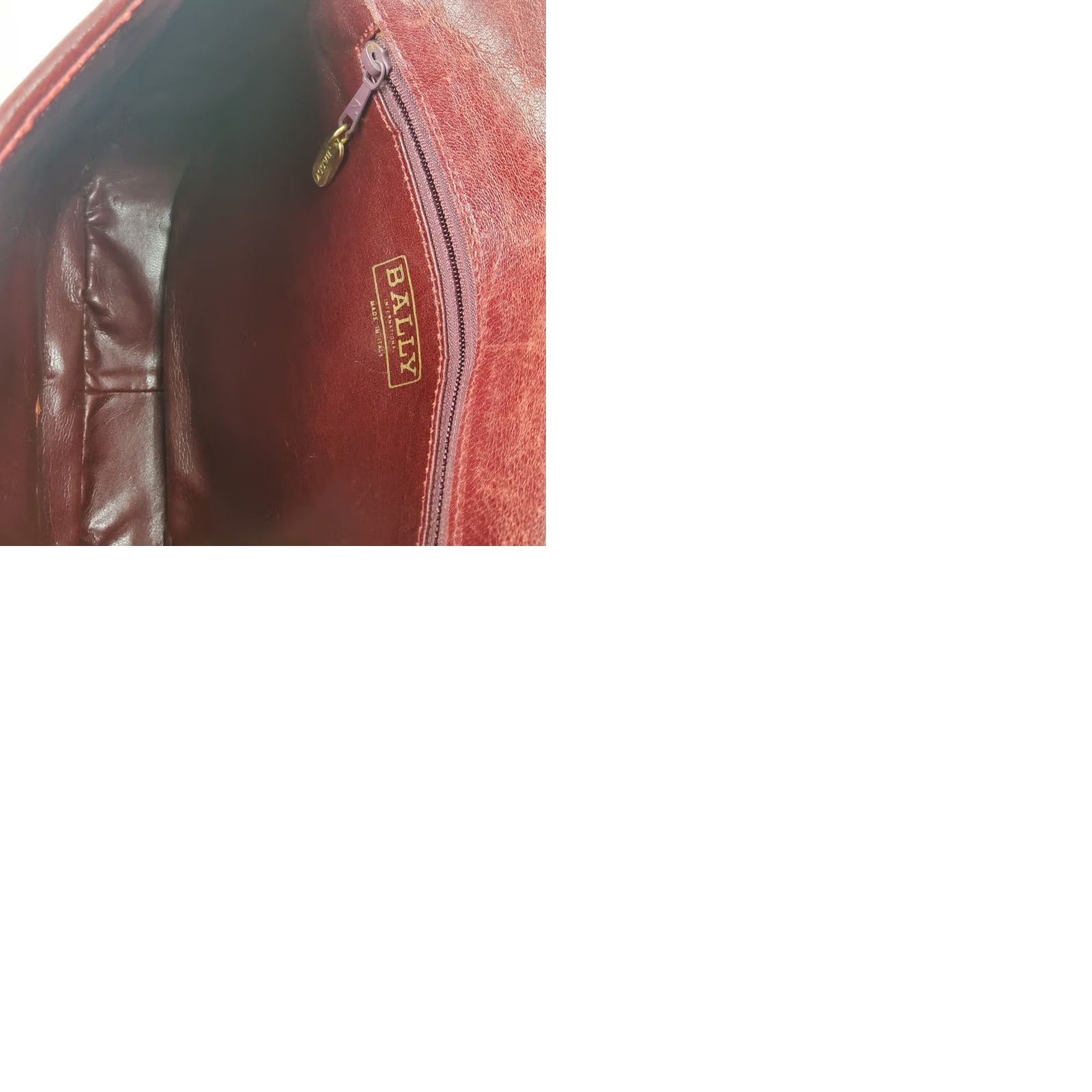 Bally VINTAGE Bally Signature Suede Shoulder Handbag Purse Bordeaux Women Small Bag Size ONE SIZE - 9 Thumbnail