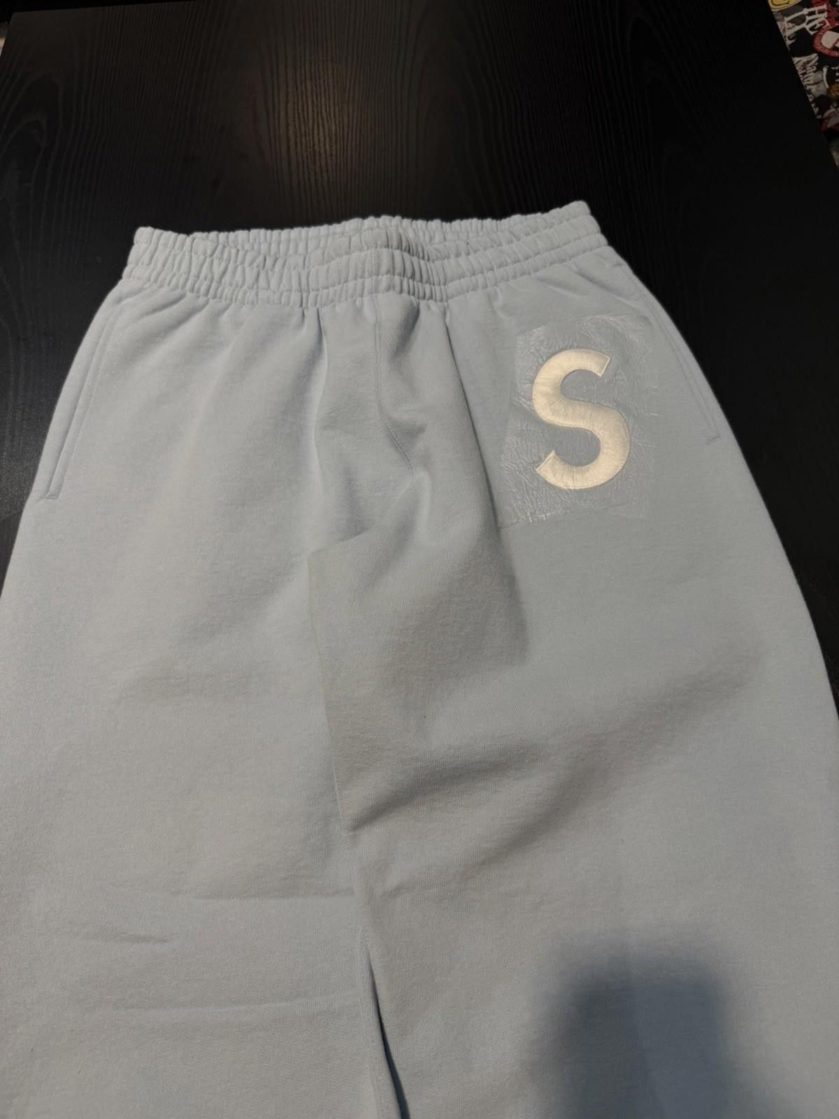 Supreme Supreme S Logo Sweatpants Blue (SS25) Brand New Size Small Size US 30 / EU 46 - 6 Thumbnail