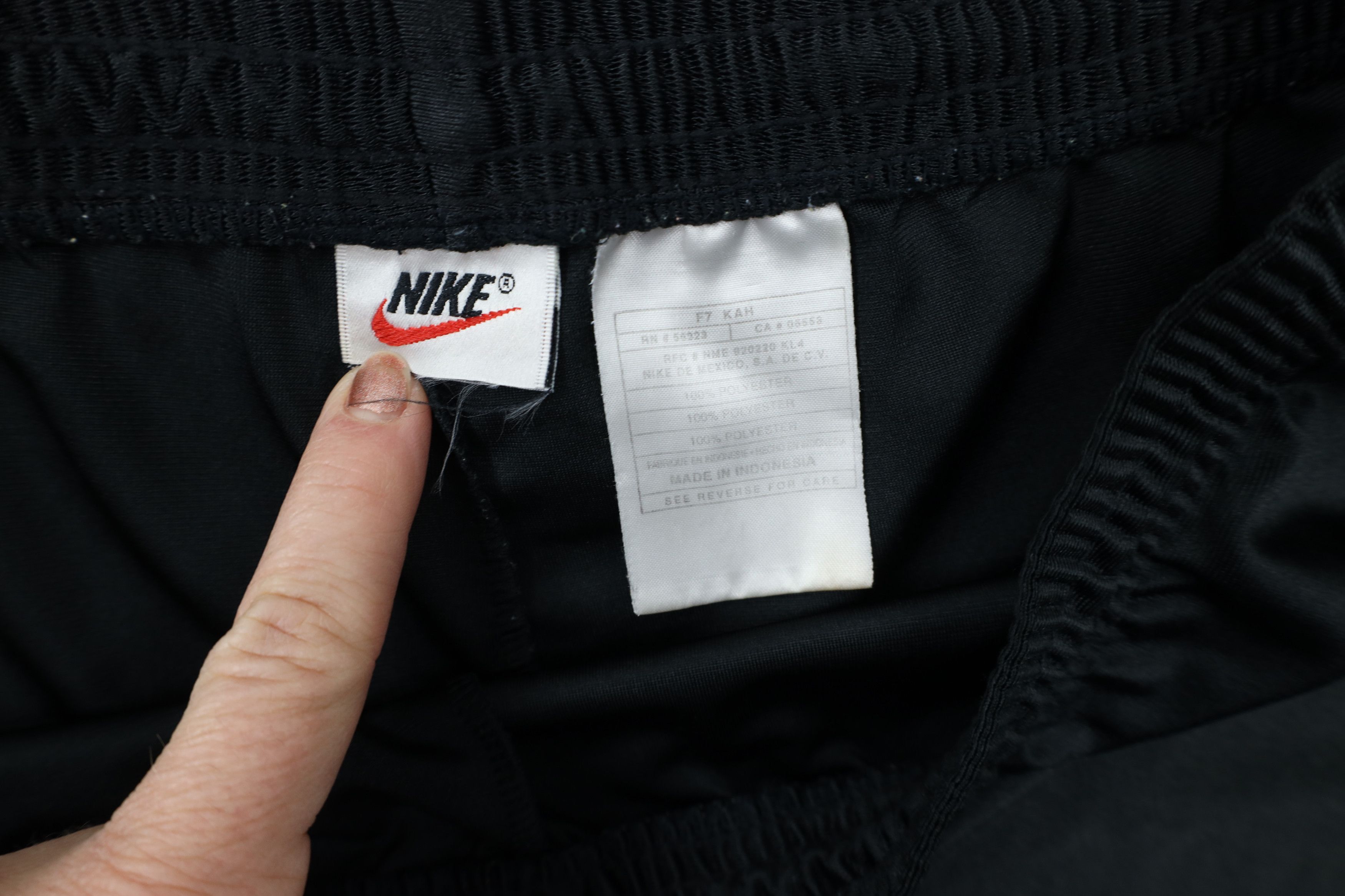 Nike × Vintage Vintage 90s Nike Scott Mini Swoosh Above Knee Shorts Black Size US 32 / EU 48 - 6 Thumbnail
