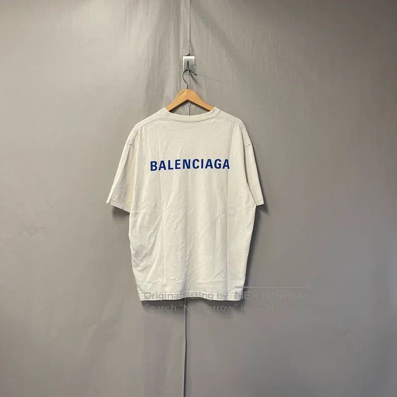 Balenciaga Balenciaga Front and Back Letter Printed Logo Beige Short Size US S / EU 44-46 / 1 - 1 Thumbnail