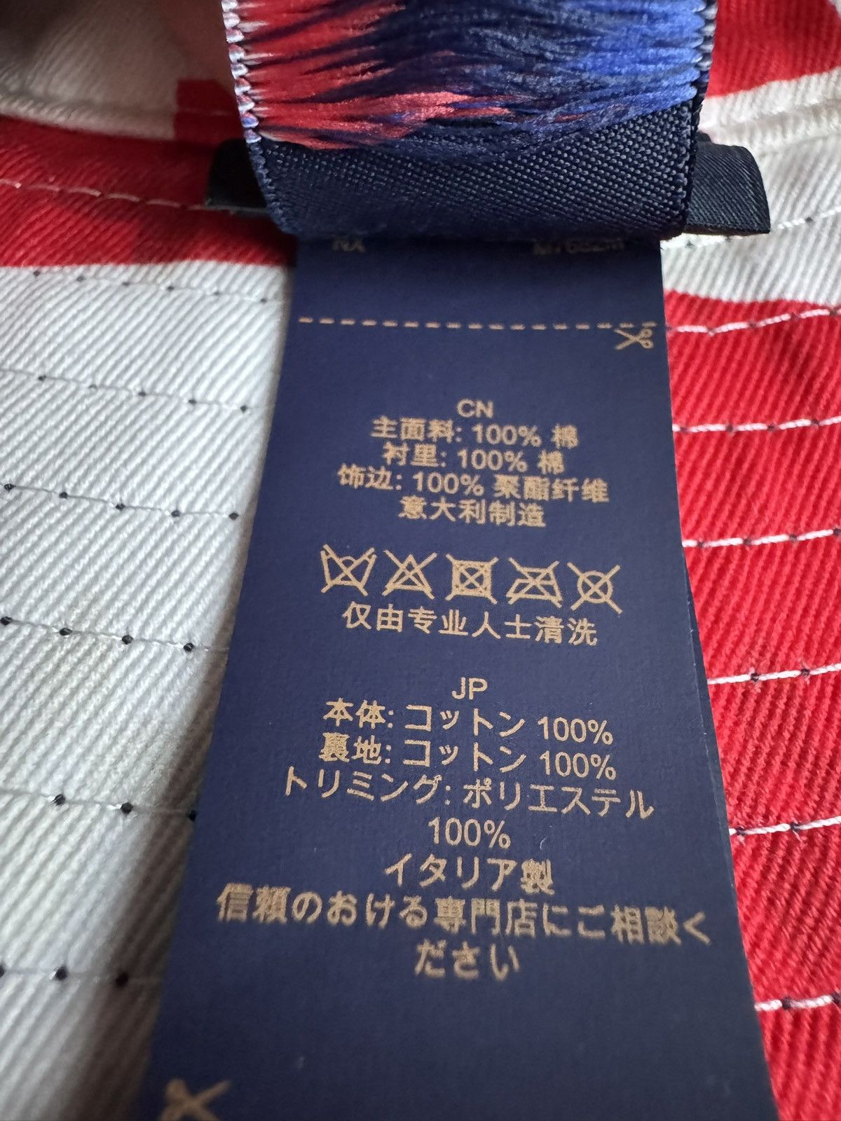 Louis Vuitton LOUIS VUITTON reversible bucket hat study description photos Size ONE SIZE - 7 Thumbnail