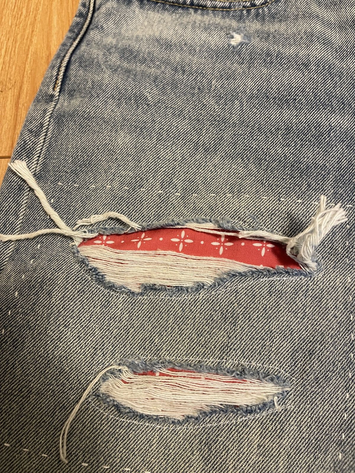 Levi's Levi’s X Toy Story Jeans Size US 32 / EU 48 - 12 Thumbnail