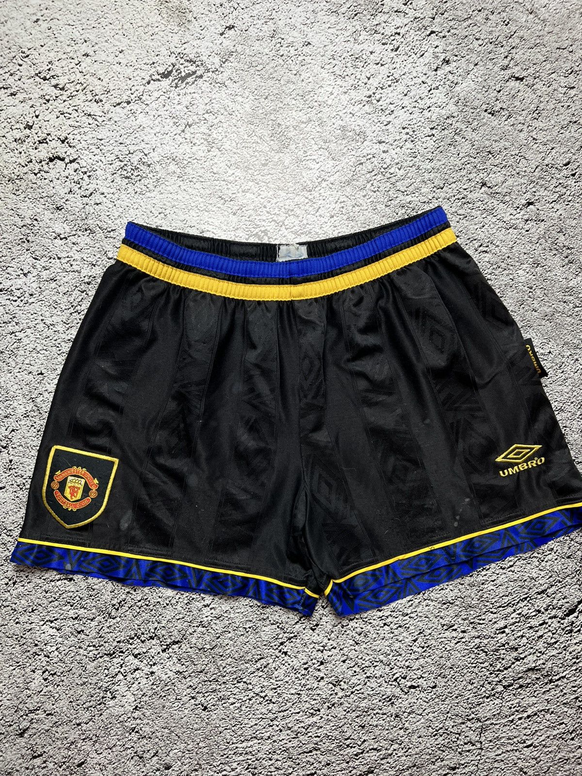 1993-1995 Manchester United shorts by umbro