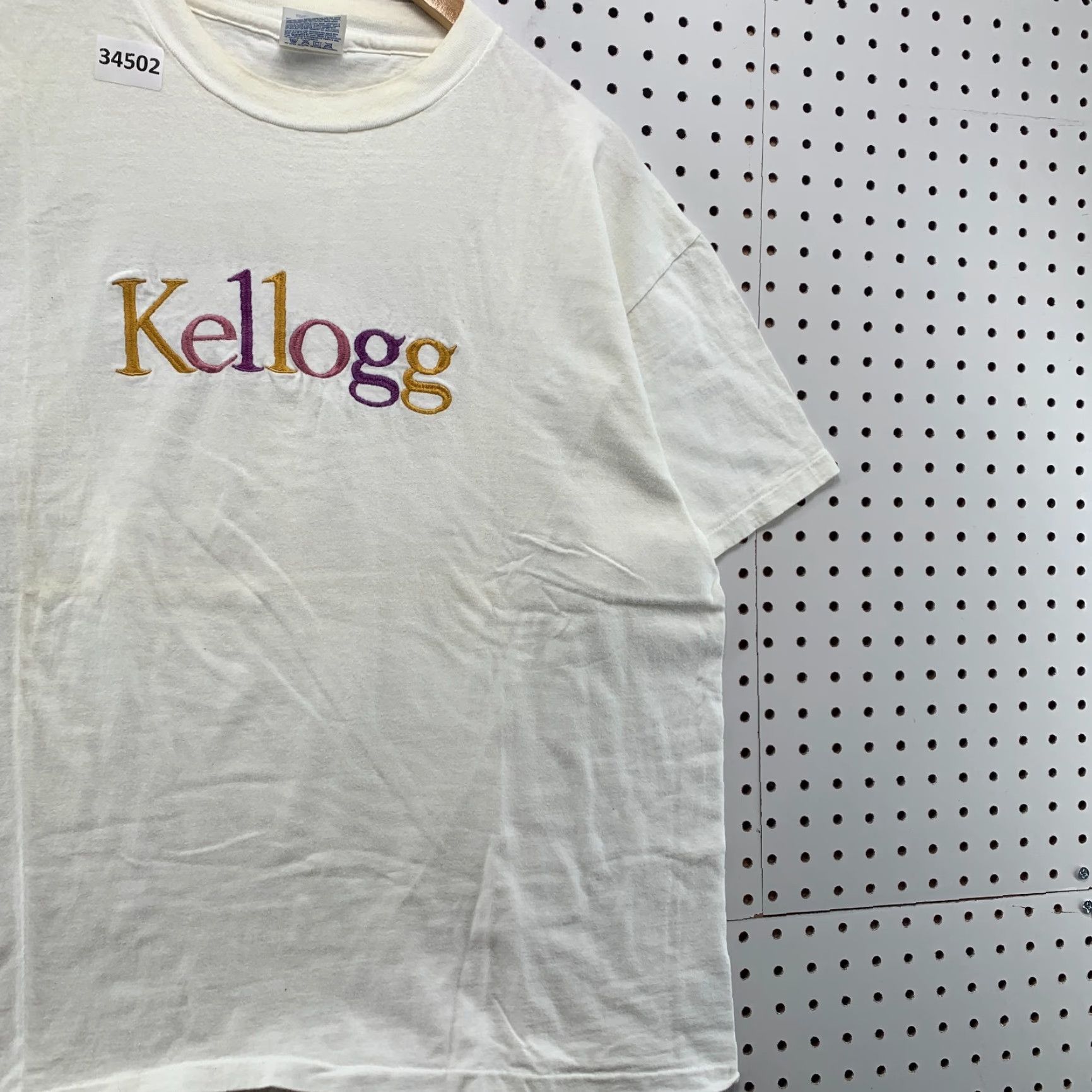 Hanes VINTAGE Kellogg Shirt Mens XL White Embroidered Single Stitch 23.5x27 T-Shirt Crew Neck Short Sleeve Size US XL / EU 56 / 4 - 4 Thumbnail