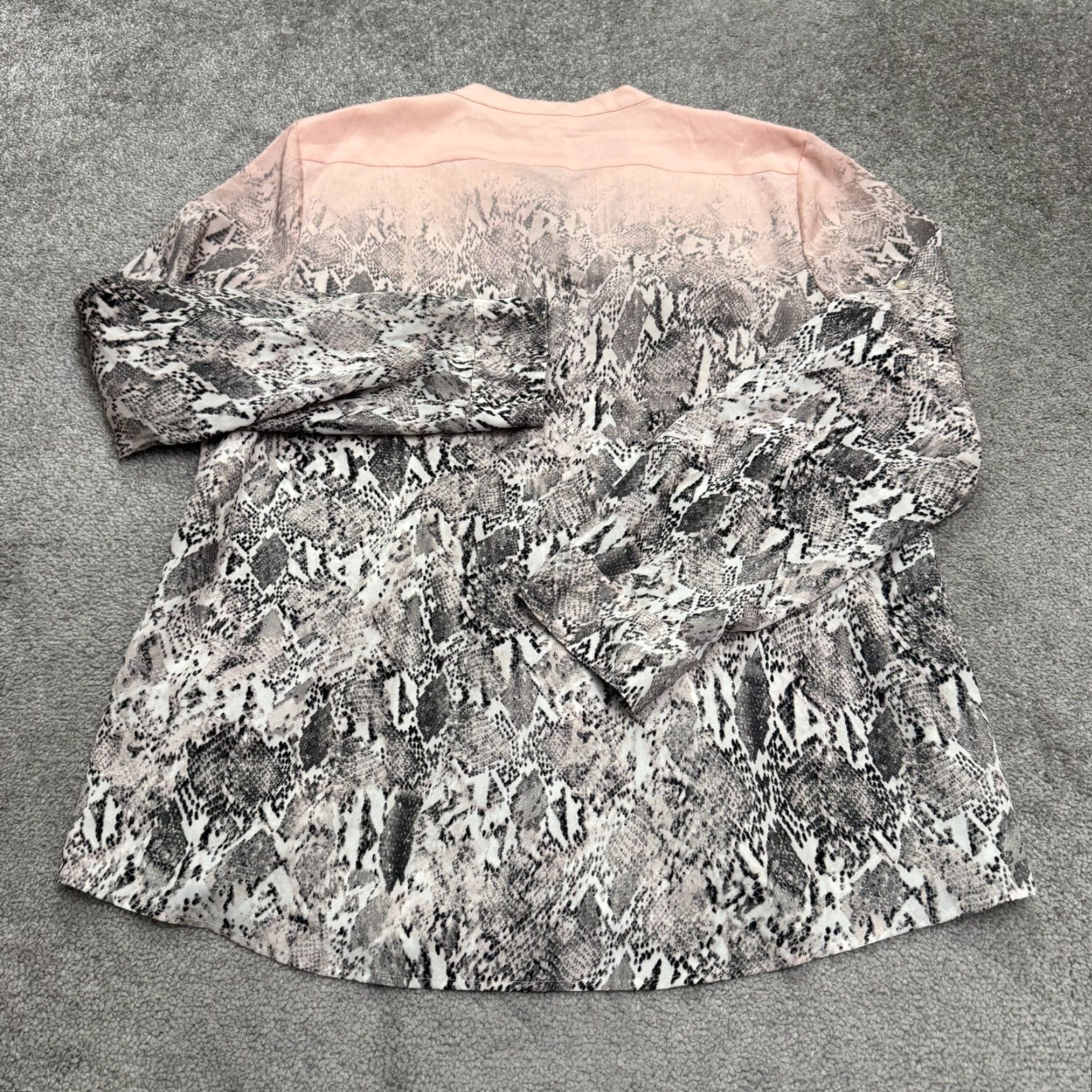 Calvin Klein Calvin Klein Snake Print Button Down Tunic Blouse Womens XL Pink Sheer Top NWOT Size XL / US 12-14 / IT 48-50 - 2 Thumbnail