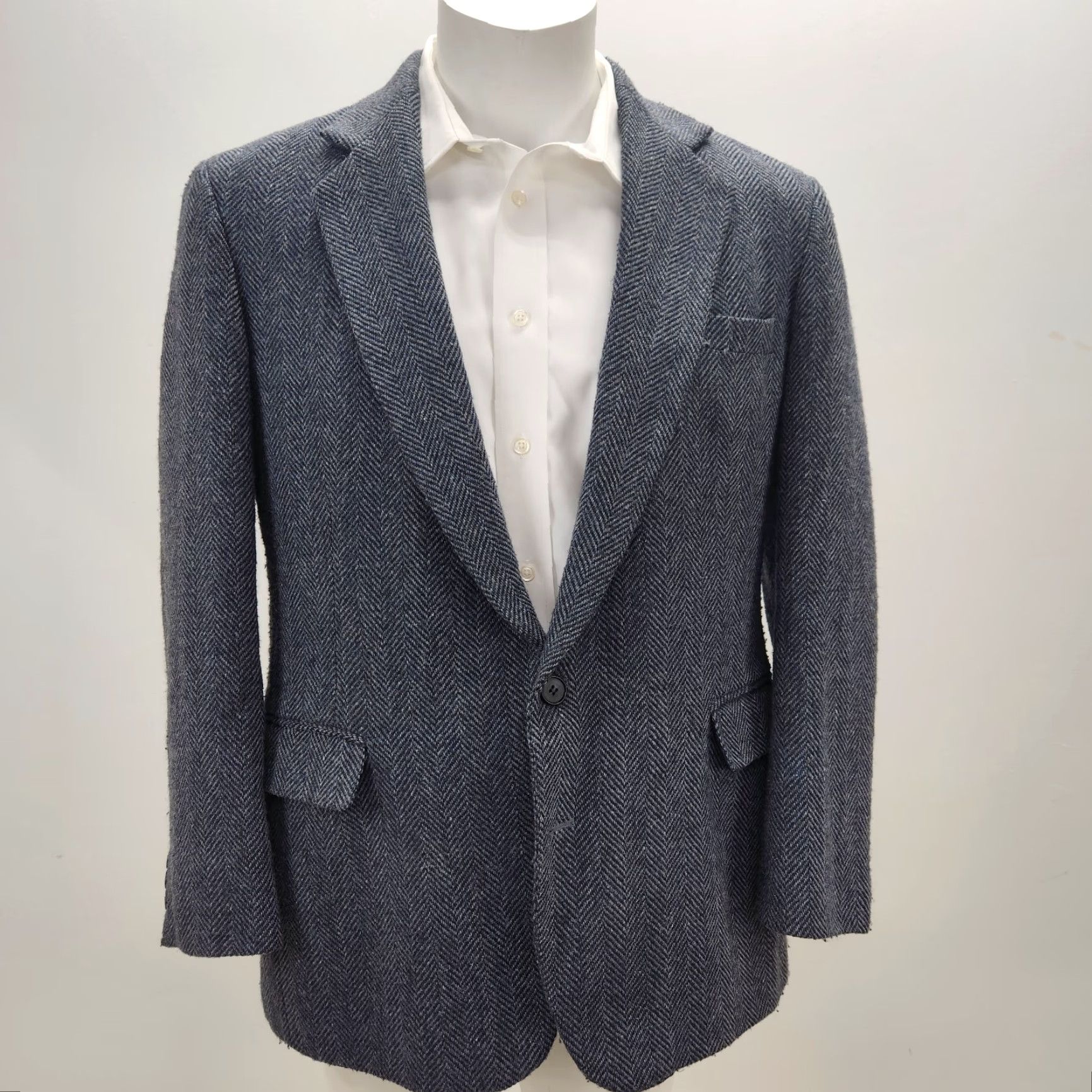 Vintage VINTAGE Hagger Blazer Men 44 Wool Blue Gray Herringbone Tweed 80s 90s Preppy Suit Jacket Size 44R - 7 Thumbnail