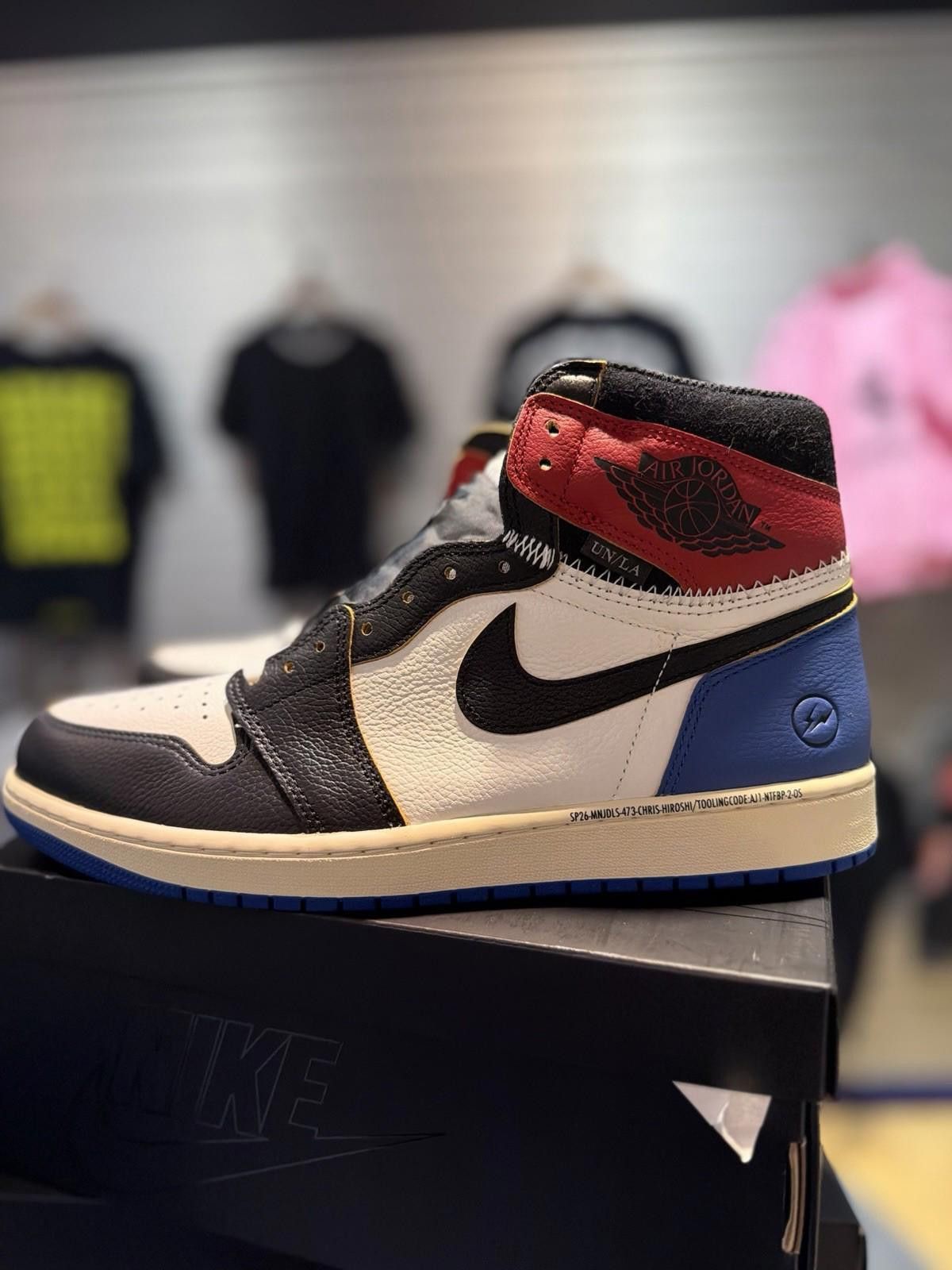 Jordan Brand Air Jordan 1 x Union x Fragment Black and Varsity Red (12.5) Size US 12.5 / EU 45-46 - 7 Thumbnail