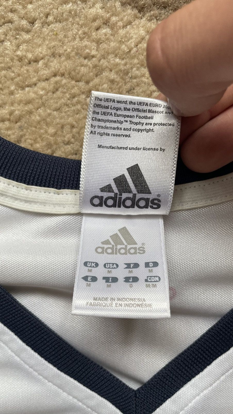 Adidas UEFA Euro 2004 England Jersey small Shirt Adidas Size US M / EU 48-50 / 2 - 5 Thumbnail
