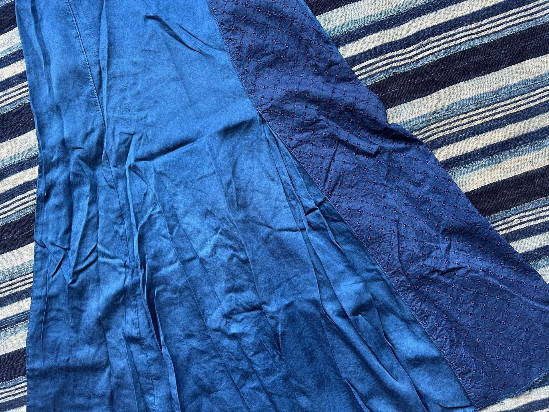 Blue Blue Japan BLUE BLUE JAPAN Indigo Block Linen-Cotton Skirt Size 26" / US 2 / IT 38 - 5 Thumbnail