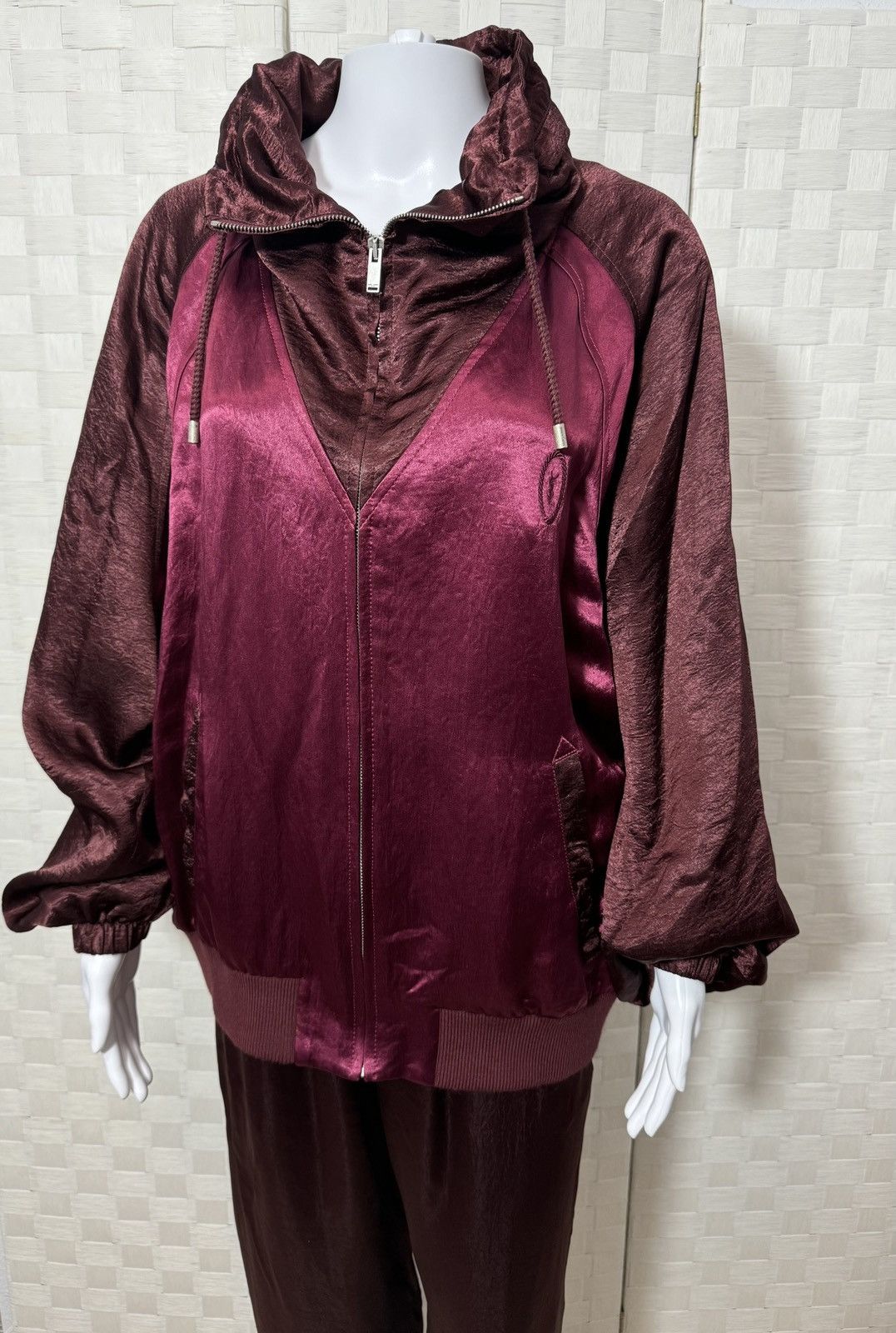 Saint Laurent Paris Saint Laurent Tonal Satin Jacket in Burgundy/Maroon/Bordeaux Size US L / EU 52-54 / 3 - 3 Thumbnail