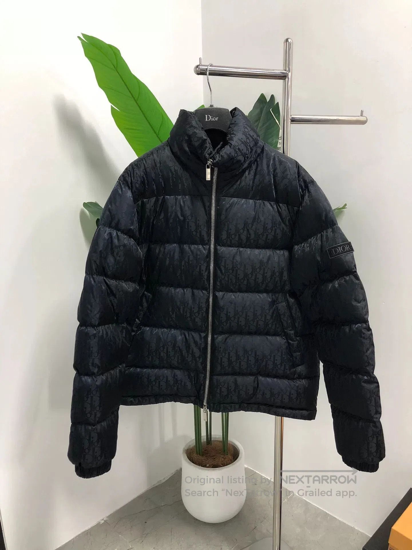 Dior dior black patterned puffer jacket size 48. Size US L / EU 52-54 / 3 - 1 Thumbnail