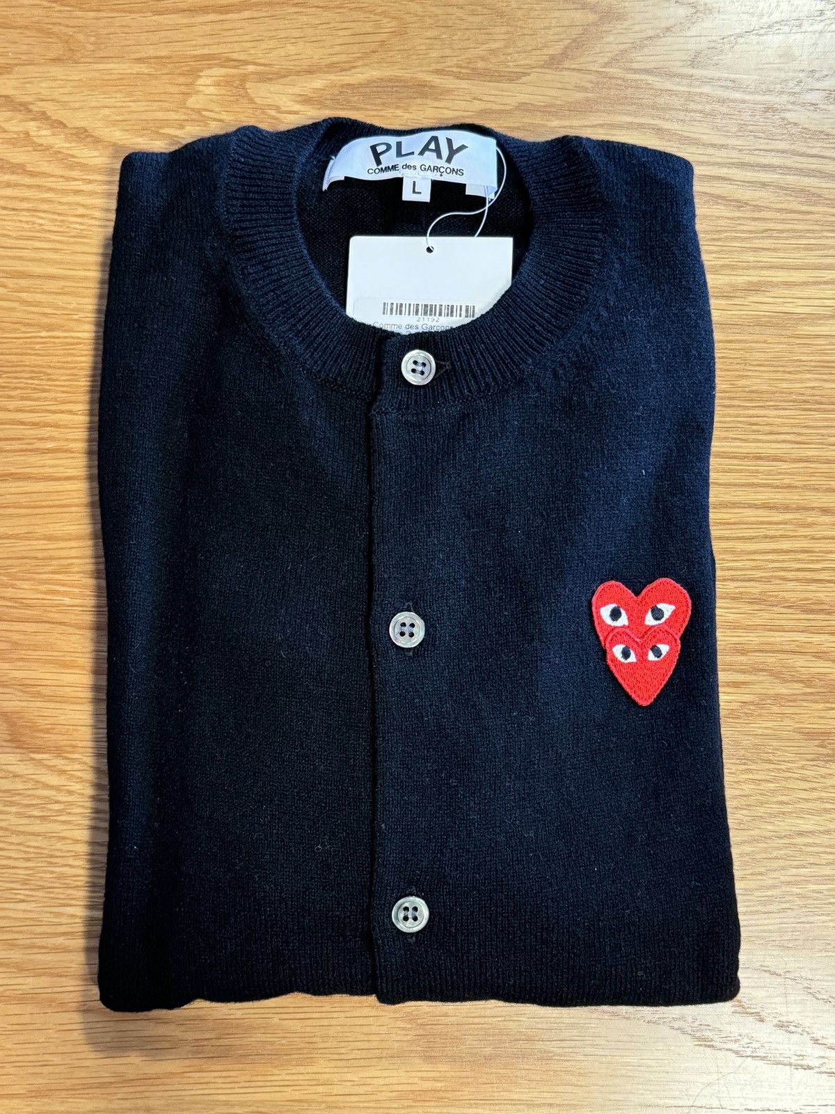 Comme des Garcons PLAY Comme Des Garćons Play overlapping heart wool cardigan Size L / US 10 / IT 46 - 6 Thumbnail
