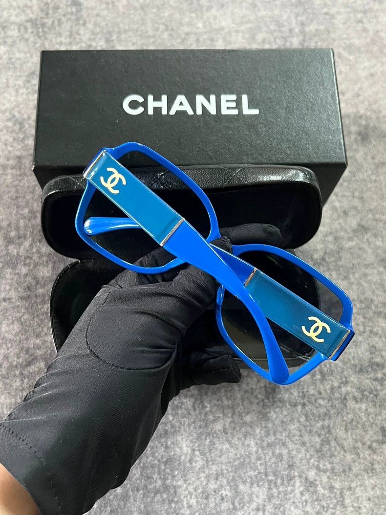Chanel Chanel Blue and white color matching double C side label c Size ONE SIZE - 2 Thumbnail