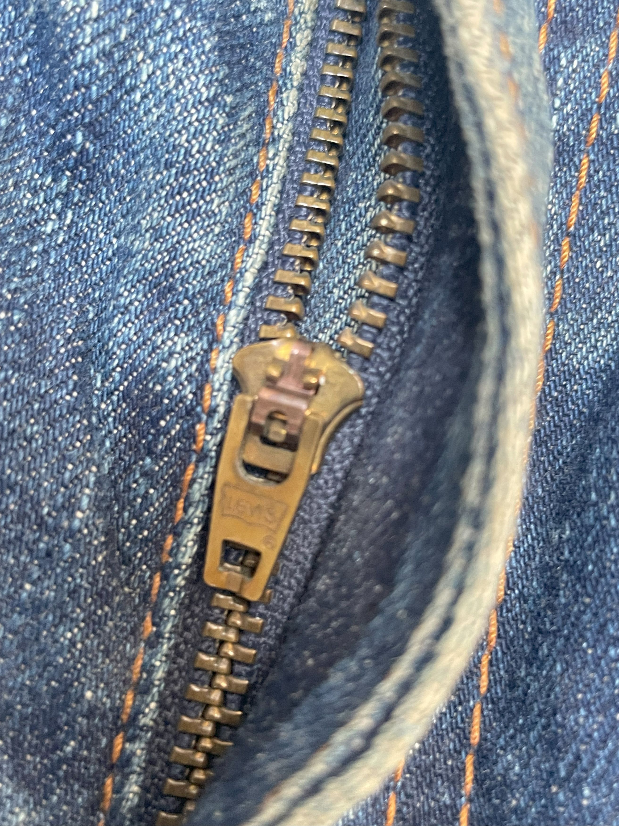 Levi's Vintage Levis 505 Distresed Size US 34 / EU 50 - 12 Thumbnail