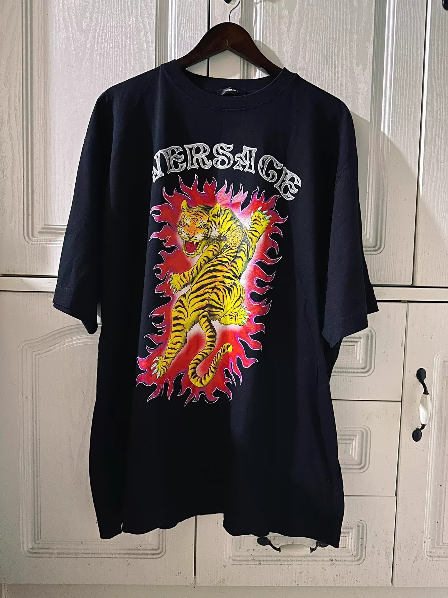 Versace Versace New Tiger Print Short Sleeve T-Shirt 3XL Size US XXL / EU 58 / 5 - 1 Thumbnail