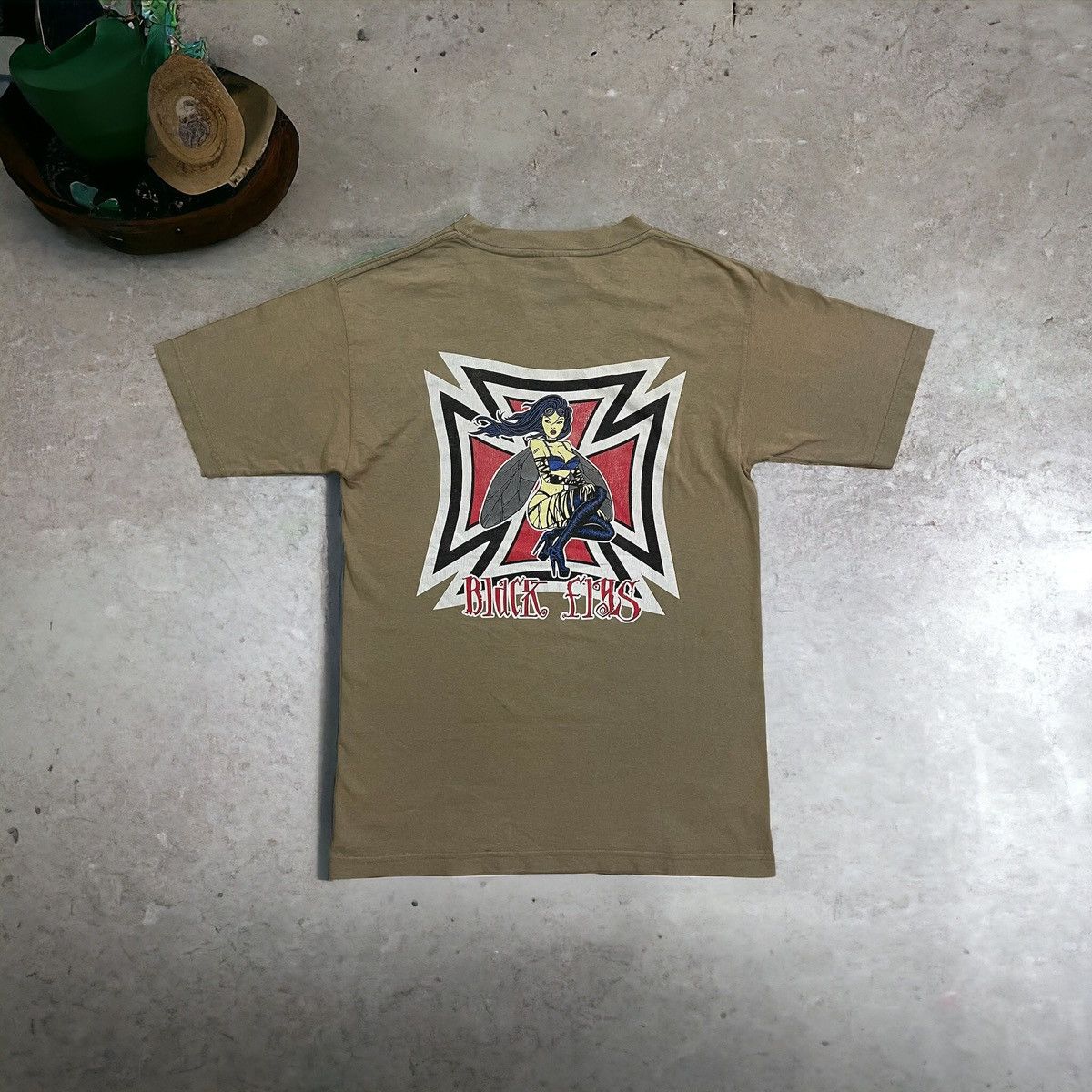 image of Jnco x Skategang Vintage Y2K Skate Brand Black Fly Murina Tag in Cream, Men's (Size Medium)