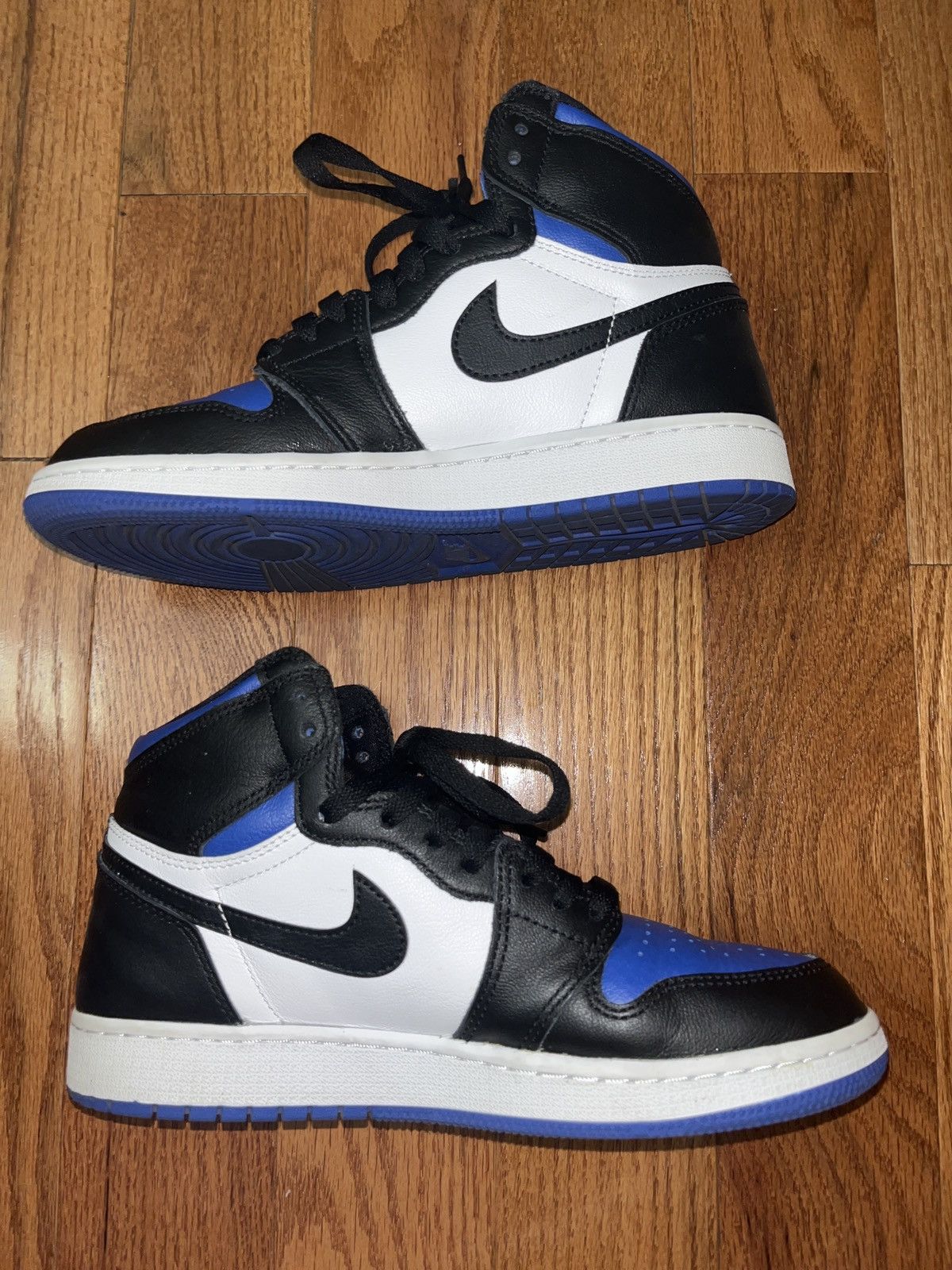 Nike Nike Jordan 1 Retro High Royal Toe Size US 6.5 / EU 39-40 - 2 Thumbnail