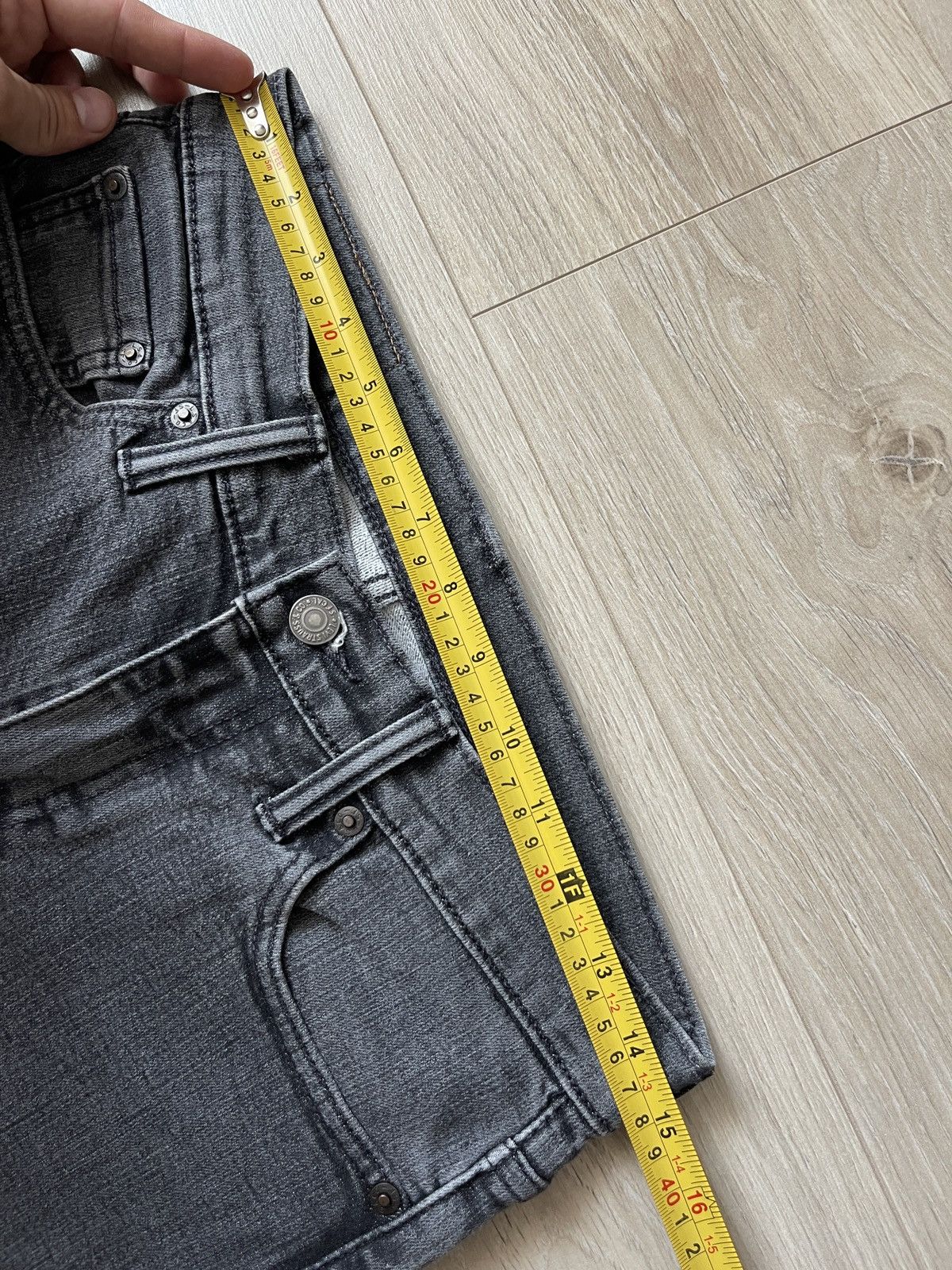 Levi's Levis denim mens jeans gray 29/34 Size US 29 - 7 Thumbnail