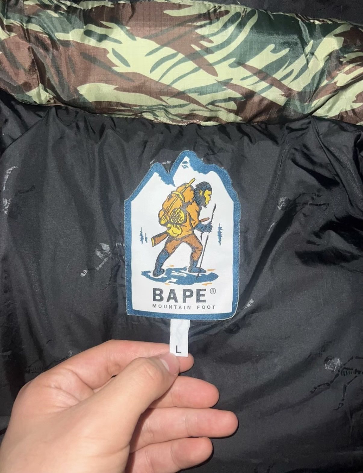 Bape BAPE LIZARD CAMO DOWN JACKET Size US L / EU 52-54 / 3 - 3 Thumbnail