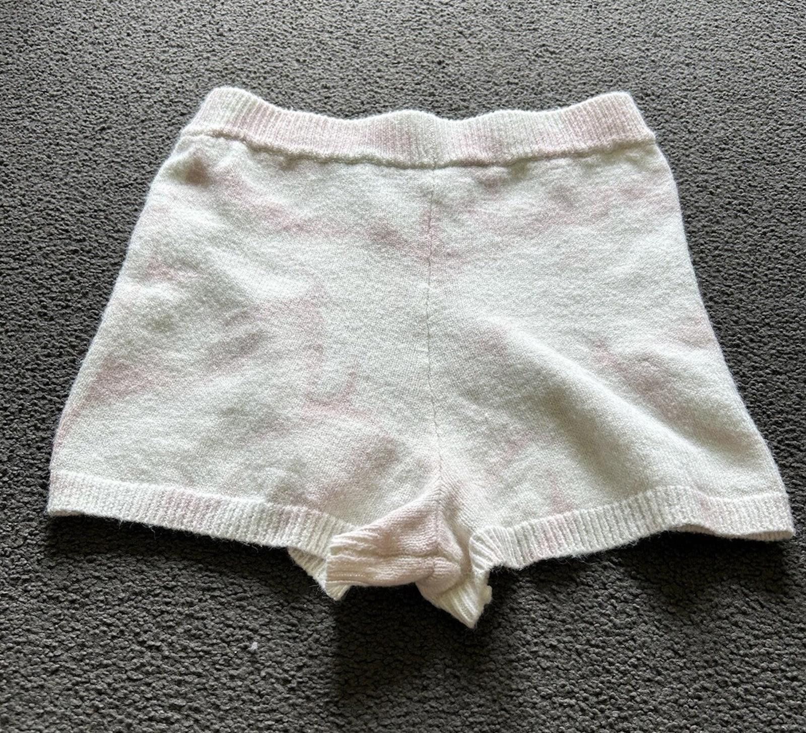 Designer Princess Polly Shorts Knit High Rise Shorts NEW - Size XS Size 26" / US 2 / IT 38 - 1 Thumbnail