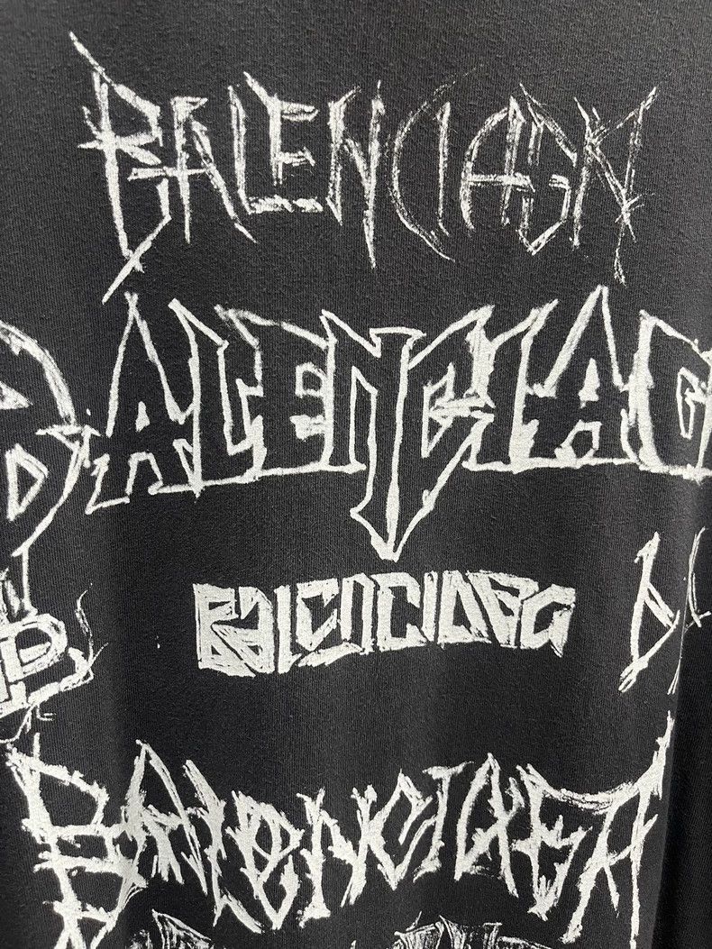 Balenciaga Balenciaga Black dragon year limited Sanskrit logo short s Size US S / EU 44-46 / 1 - 2 Thumbnail