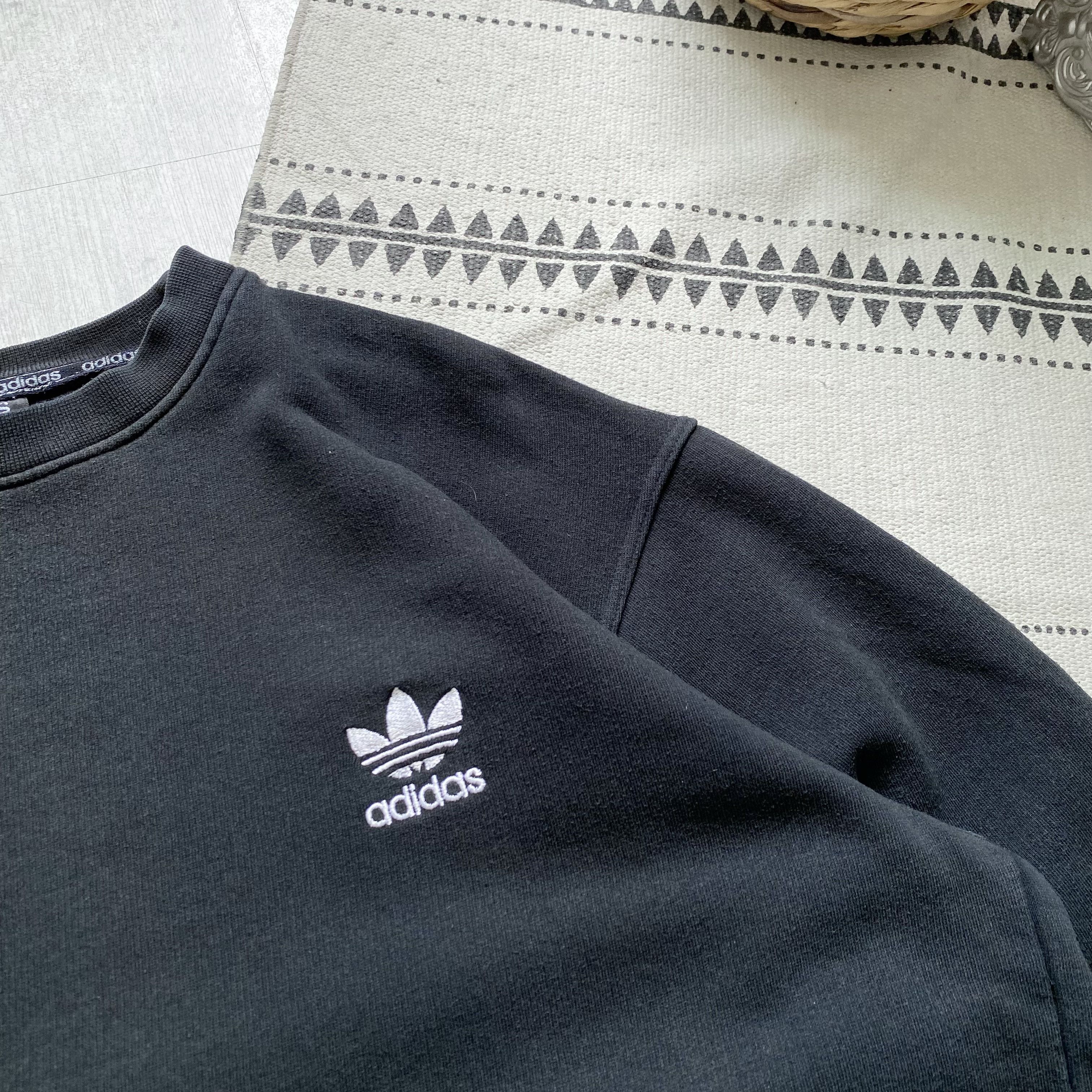 Adidas 🖤 Vintage 80-90s Faded Adidas Boxy Sweatshirt Y2K mini logo Size US M / EU 48-50 / 2 - 5 Thumbnail