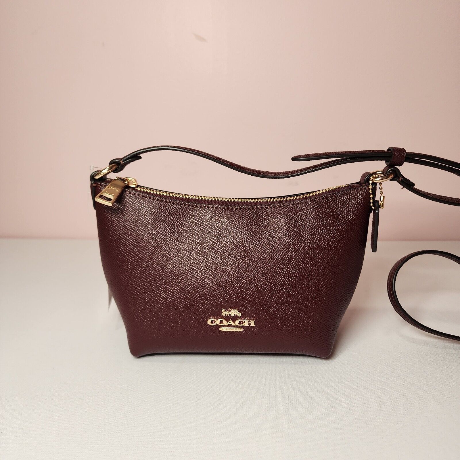 Coach NWT Coach CW390 Zip Top Shoulder Bag Leather Merlot Size ONE SIZE - 1 Thumbnail