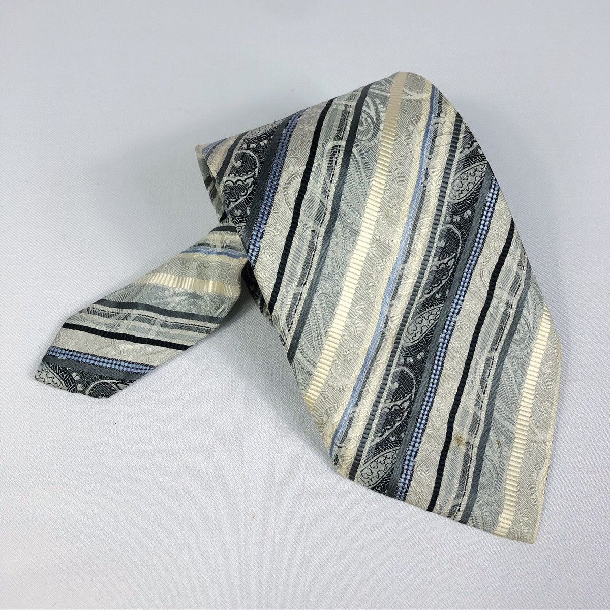 Balmain Rare Balmain Silk Tie Size ONE SIZE - 9 Thumbnail