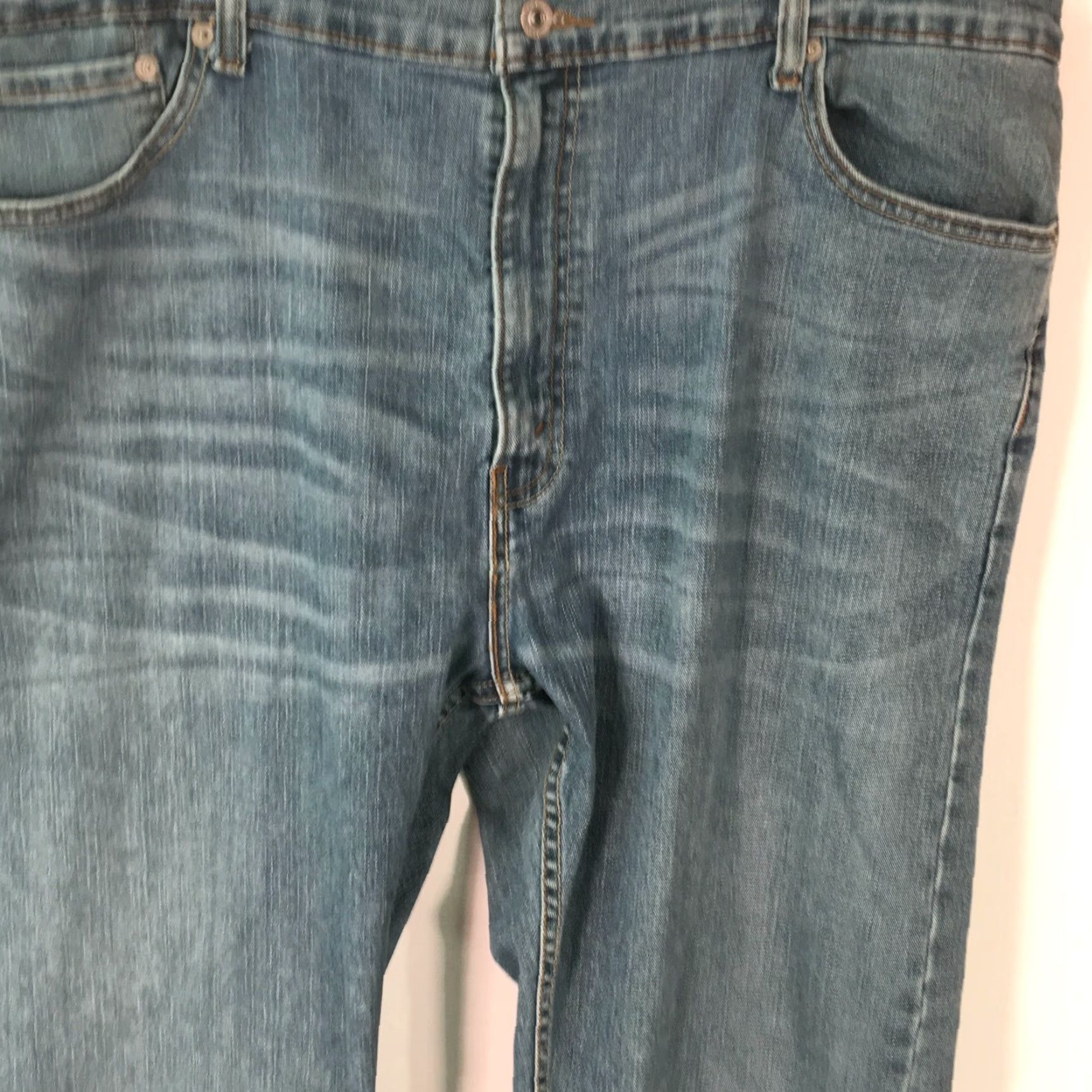 Levi's Levi's Levi Strauss Signature Jeans Mens Regular Fit Mid Rise Blue Denim 42X32 Straight 5-Pocket Blue jeans Mens 42X32 Regular Rise Mid Inseam 32 Size US 42 / EU 58 - 2 Thumbnail