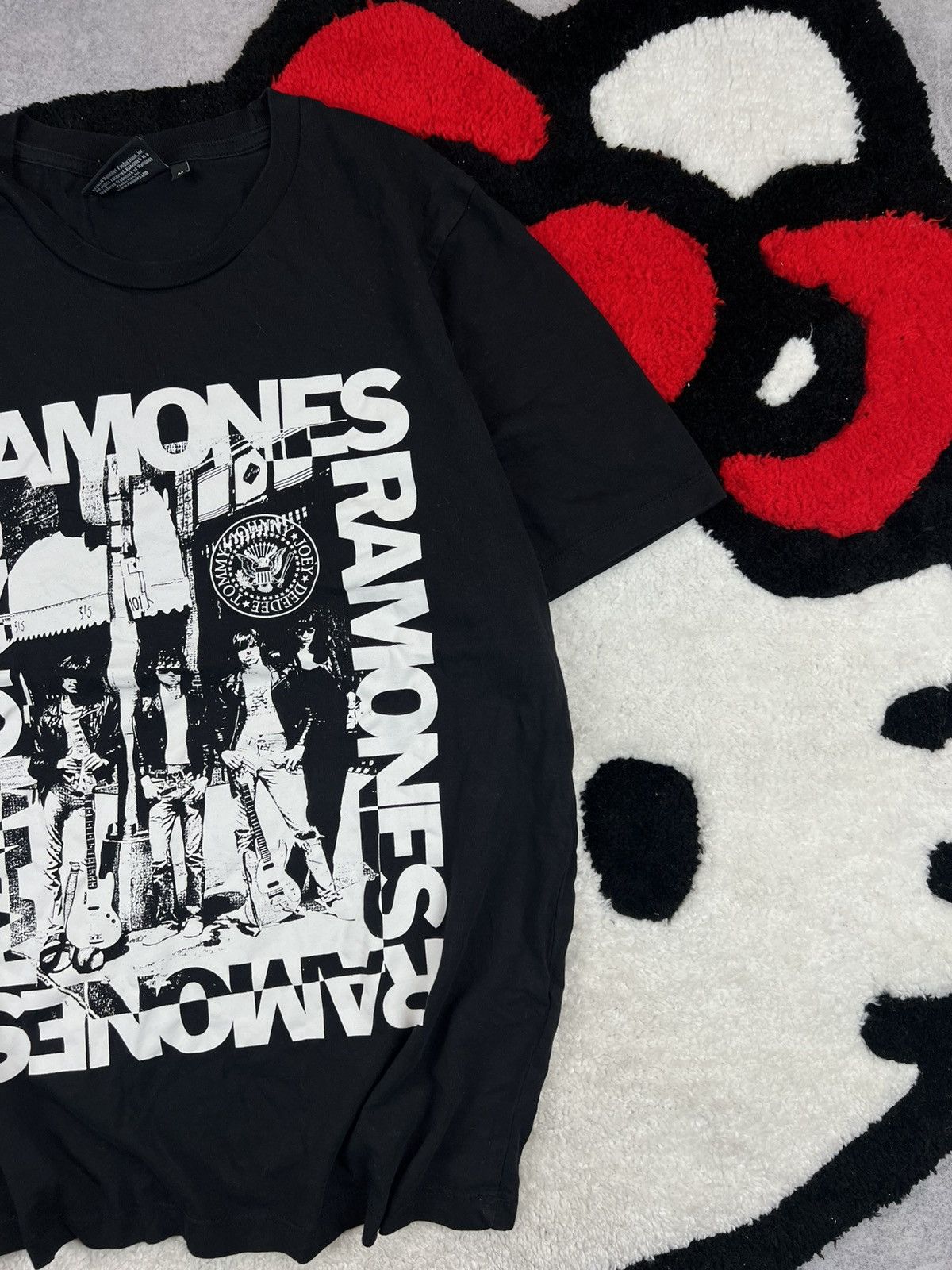 Band Tees Vintage Ramones Band Rock Japanese Gothic Y2K Tee Shirt Size US M / EU 48-50 / 2 - 3 Thumbnail