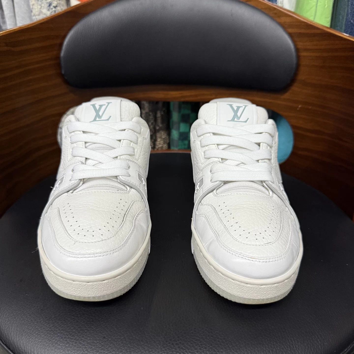 Louis Vuitton LV Trainer White Cement 37 Size US 6 / IT 36 - 2 Thumbnail