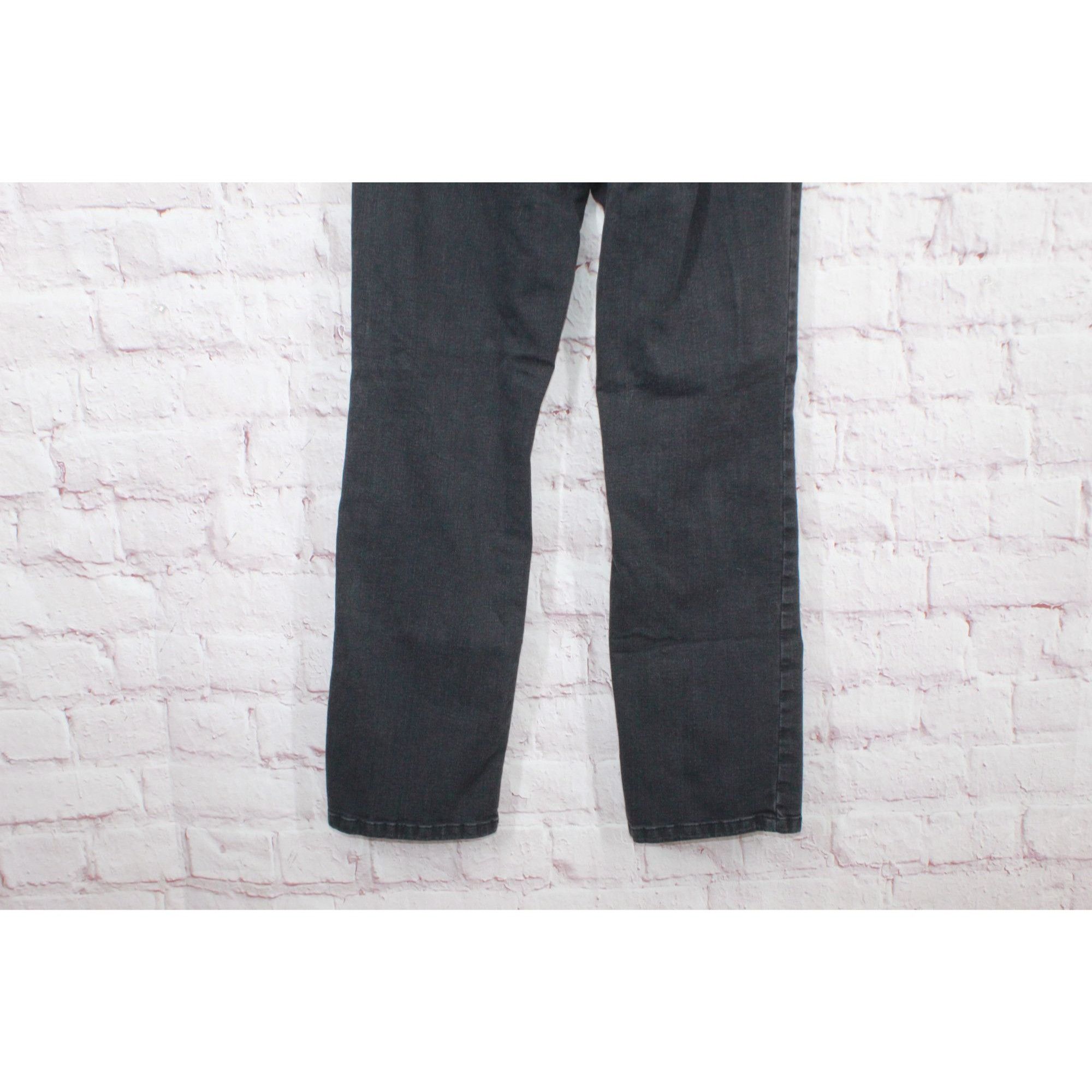 L.L. Bean LL Bean True Shape Jeans High Rise Straight Leg Faded Size 28" / US 6 / IT 42 - 5 Thumbnail